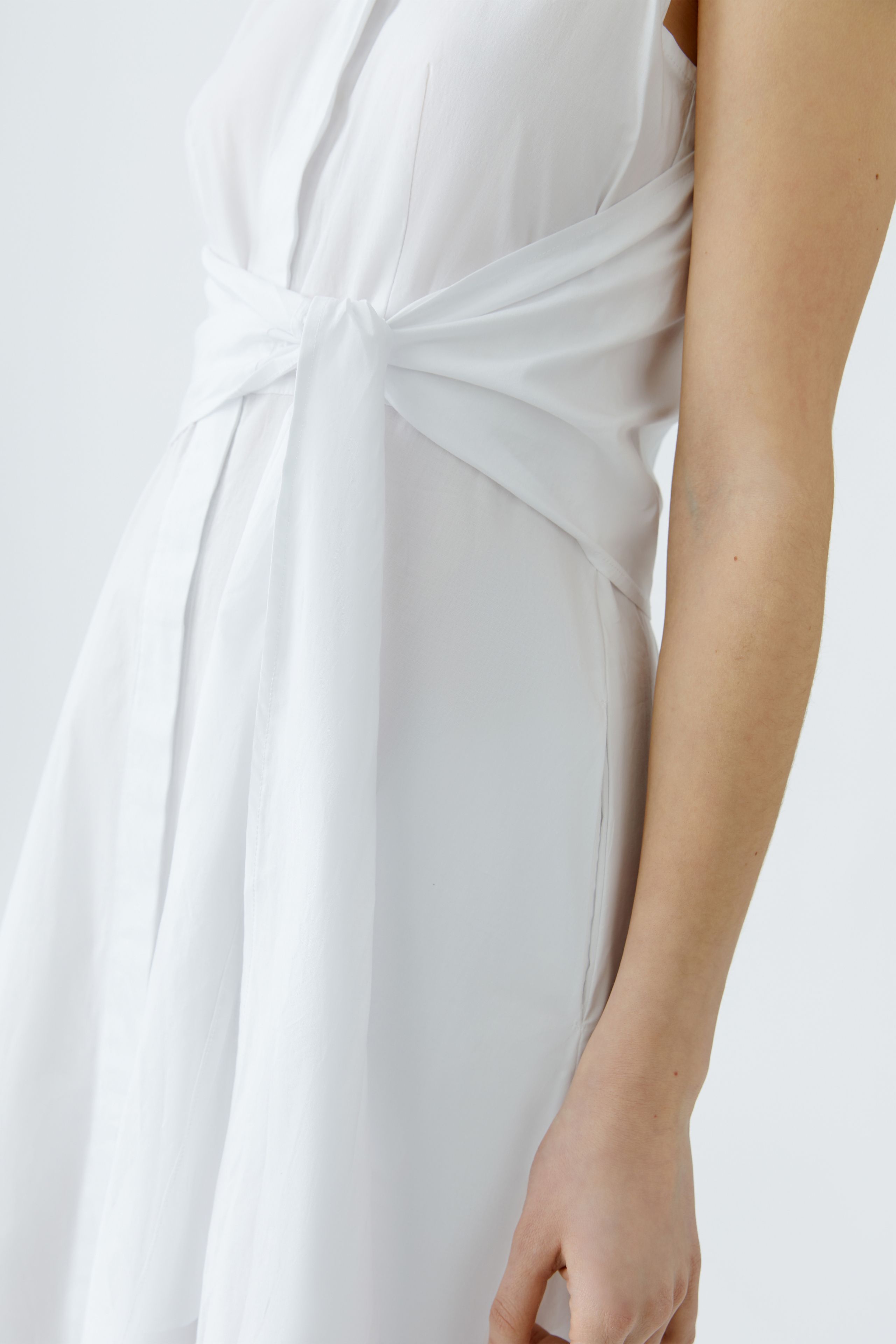 Oui-Sleeveless-Dress-White_2