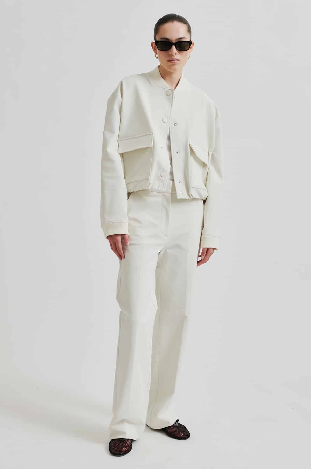 Second-Female_Lui-New-Trousers_1