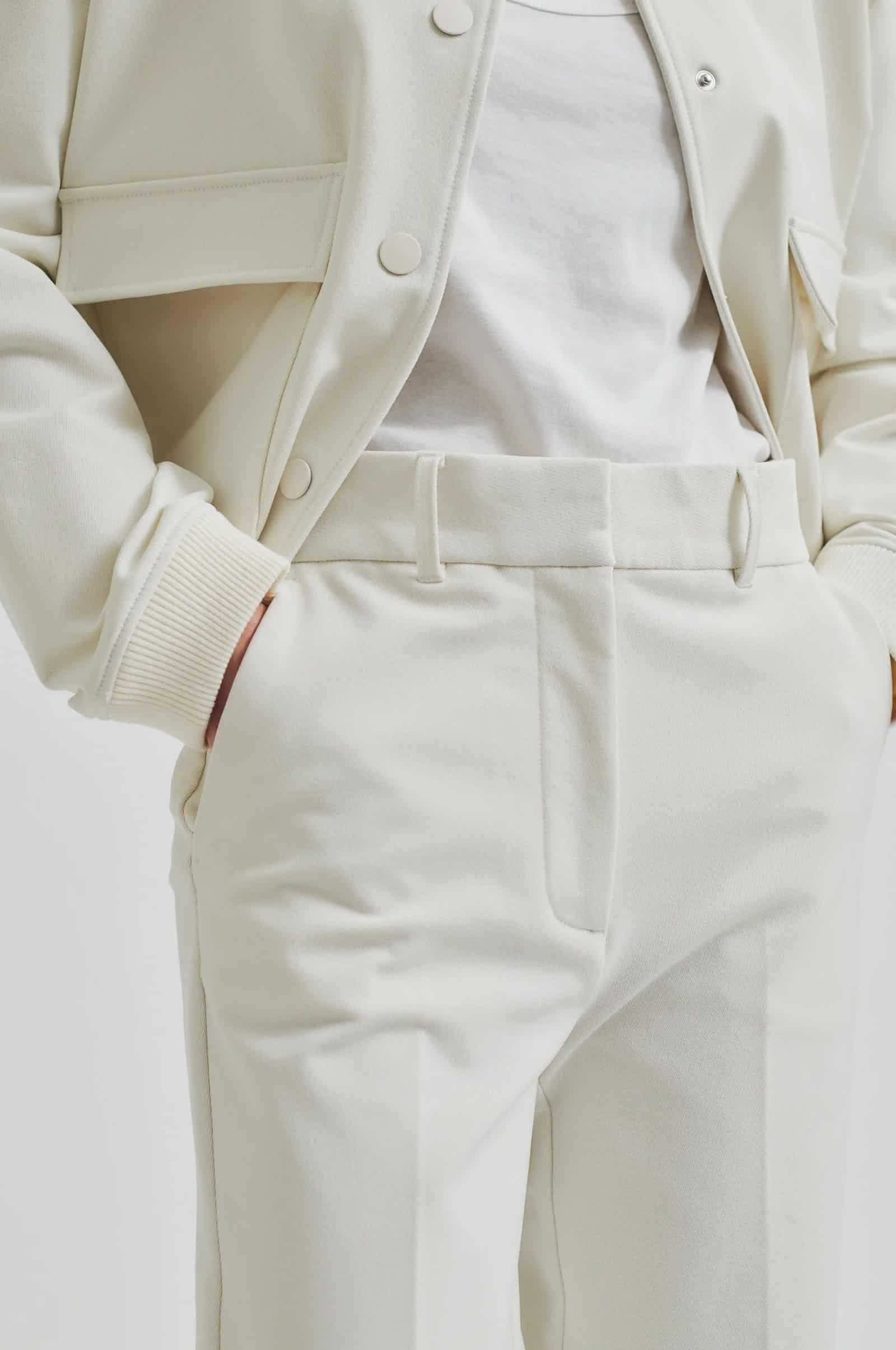 Second-Female_Lui-New-Trousers_2