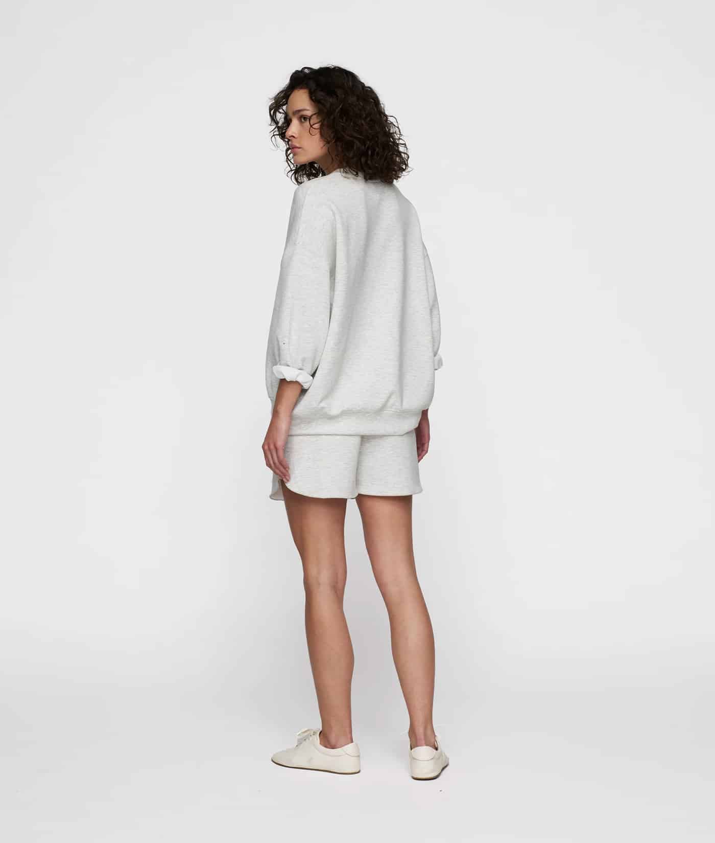 10DAYS_Soft-SCUBA-V-NECK-sweater_3
