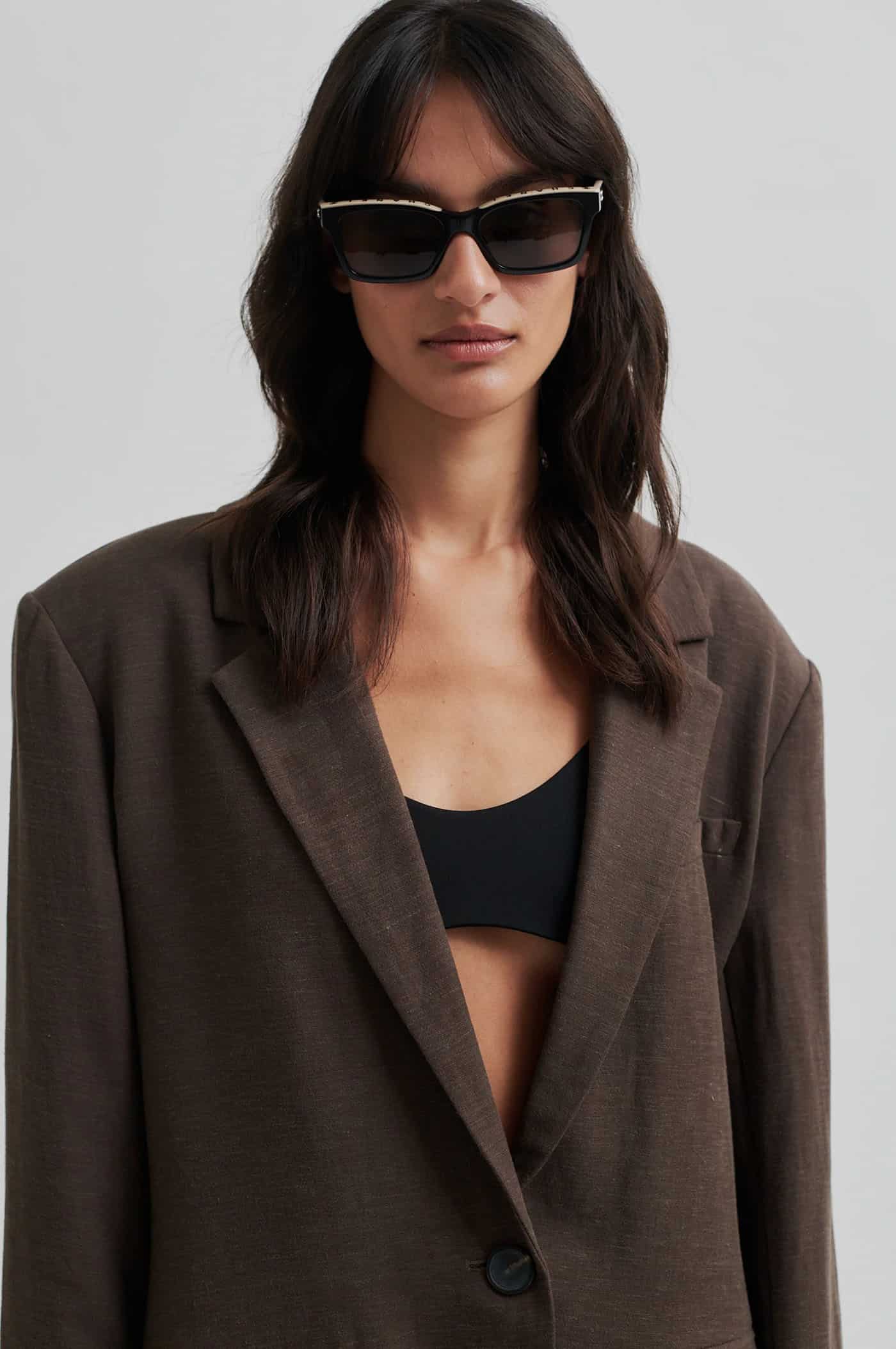 Second-Female_Lino_blazer_2