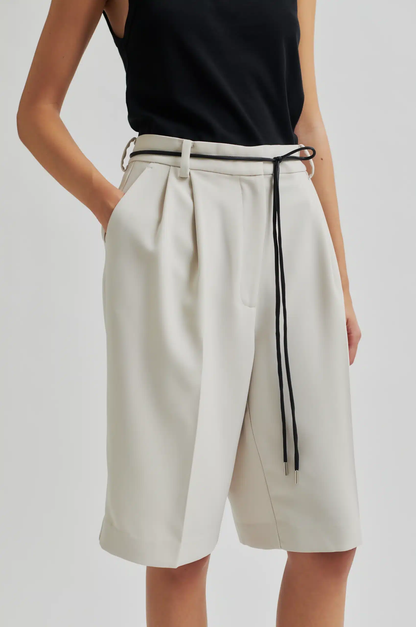 Second-Female_FIQUE-STRING-SHORTS_2