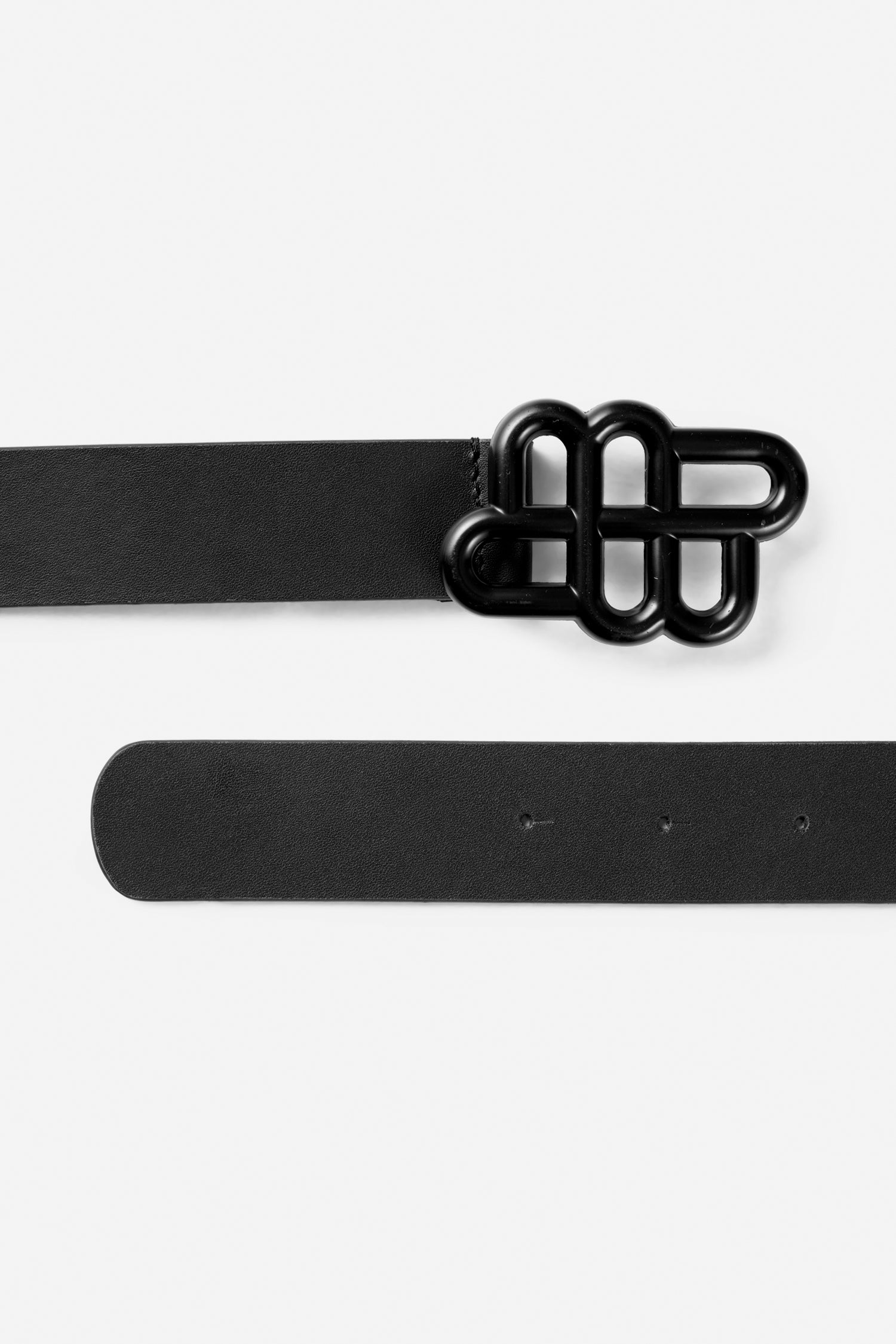 MUNTHE_LATTER_Black_2