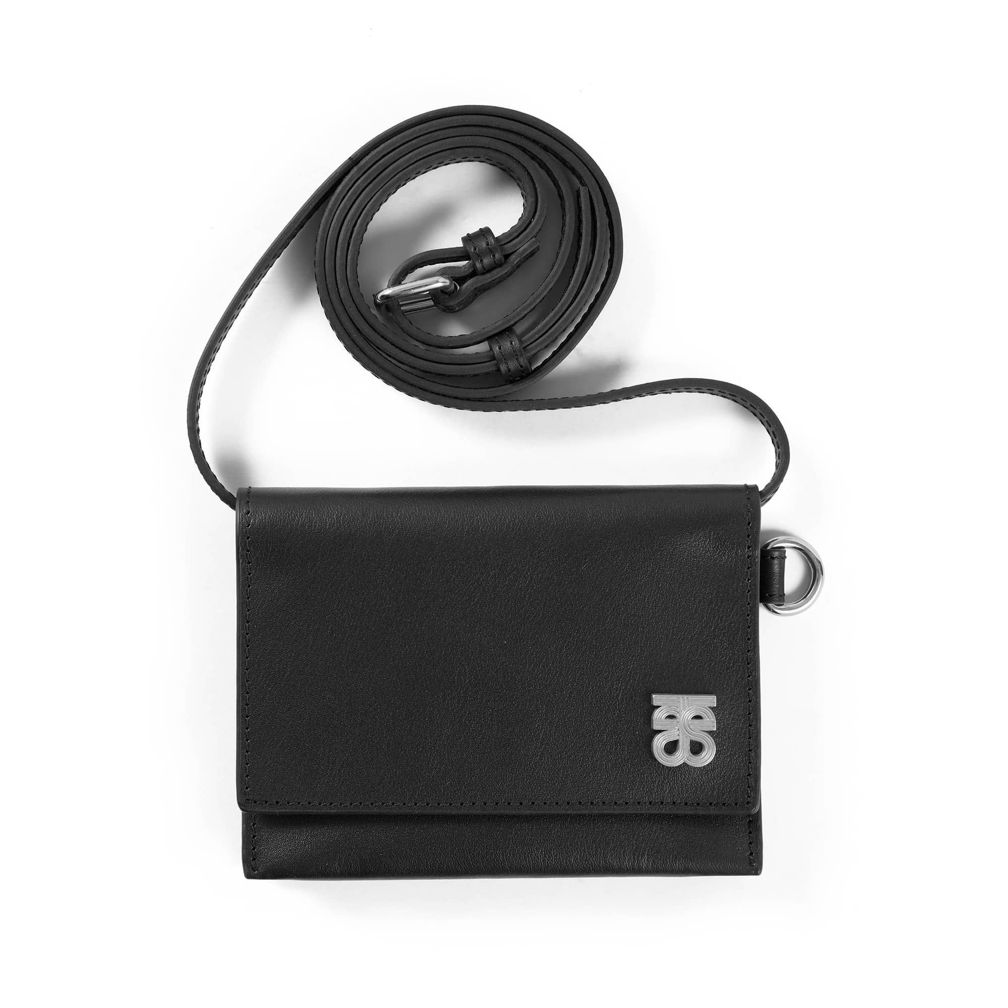 SecondFemale_BELTA-LEATHER-BAG