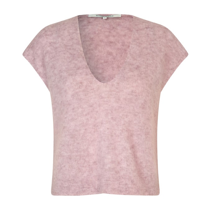 SecondFemale_Camryn-Vest