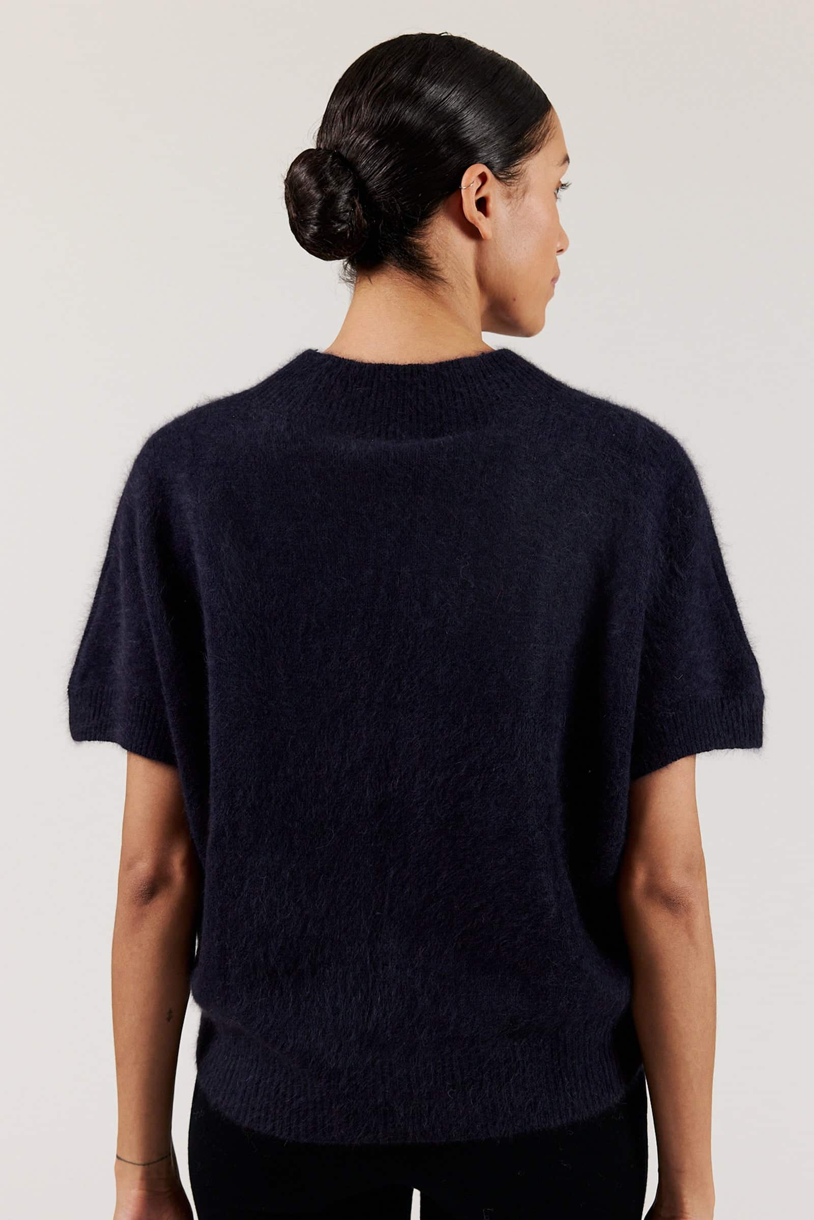 SixAmes_Doanne-Sweater_NightSky_4
