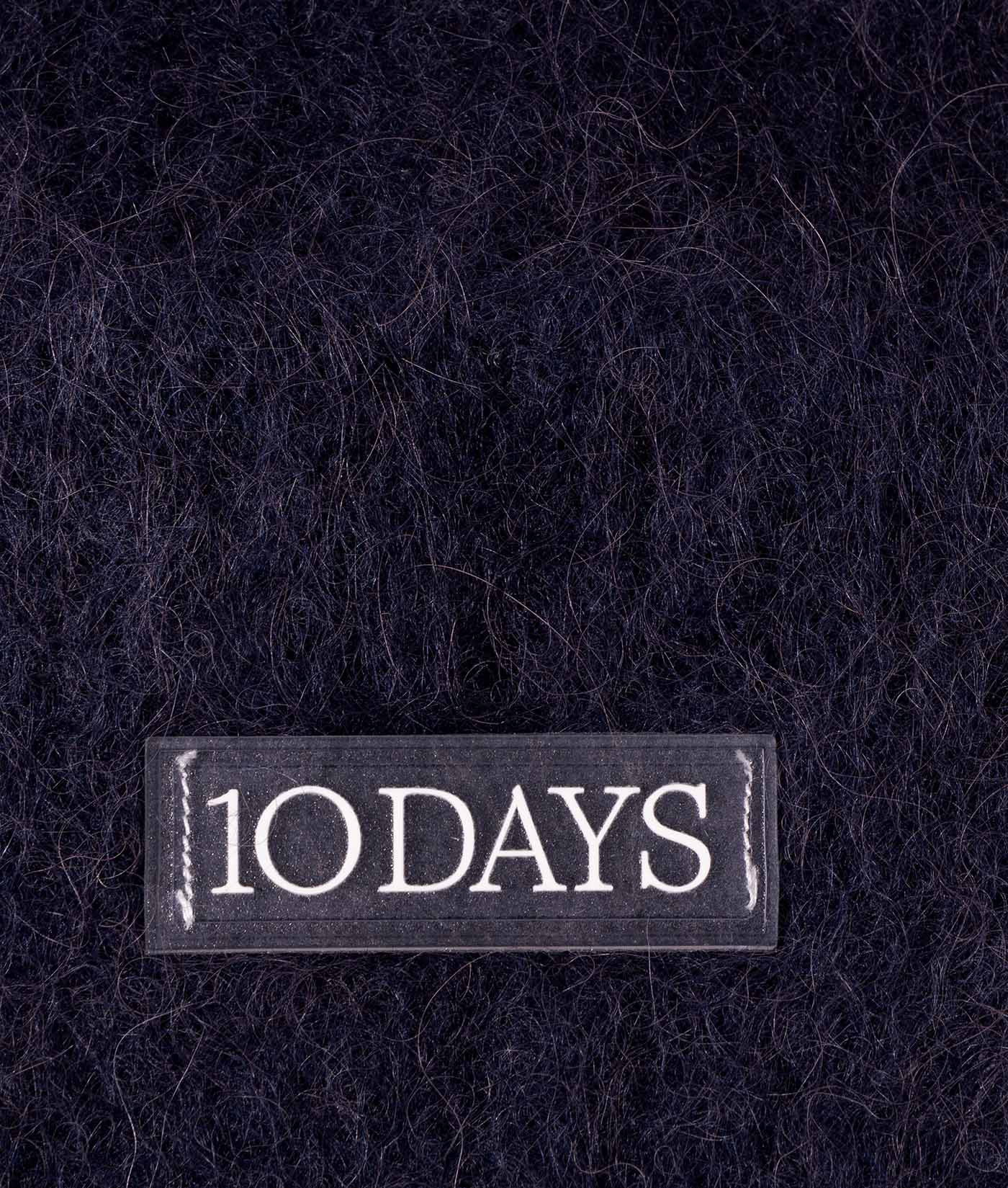 10DAYS_Hairy-scarf_Dark-Blue_5