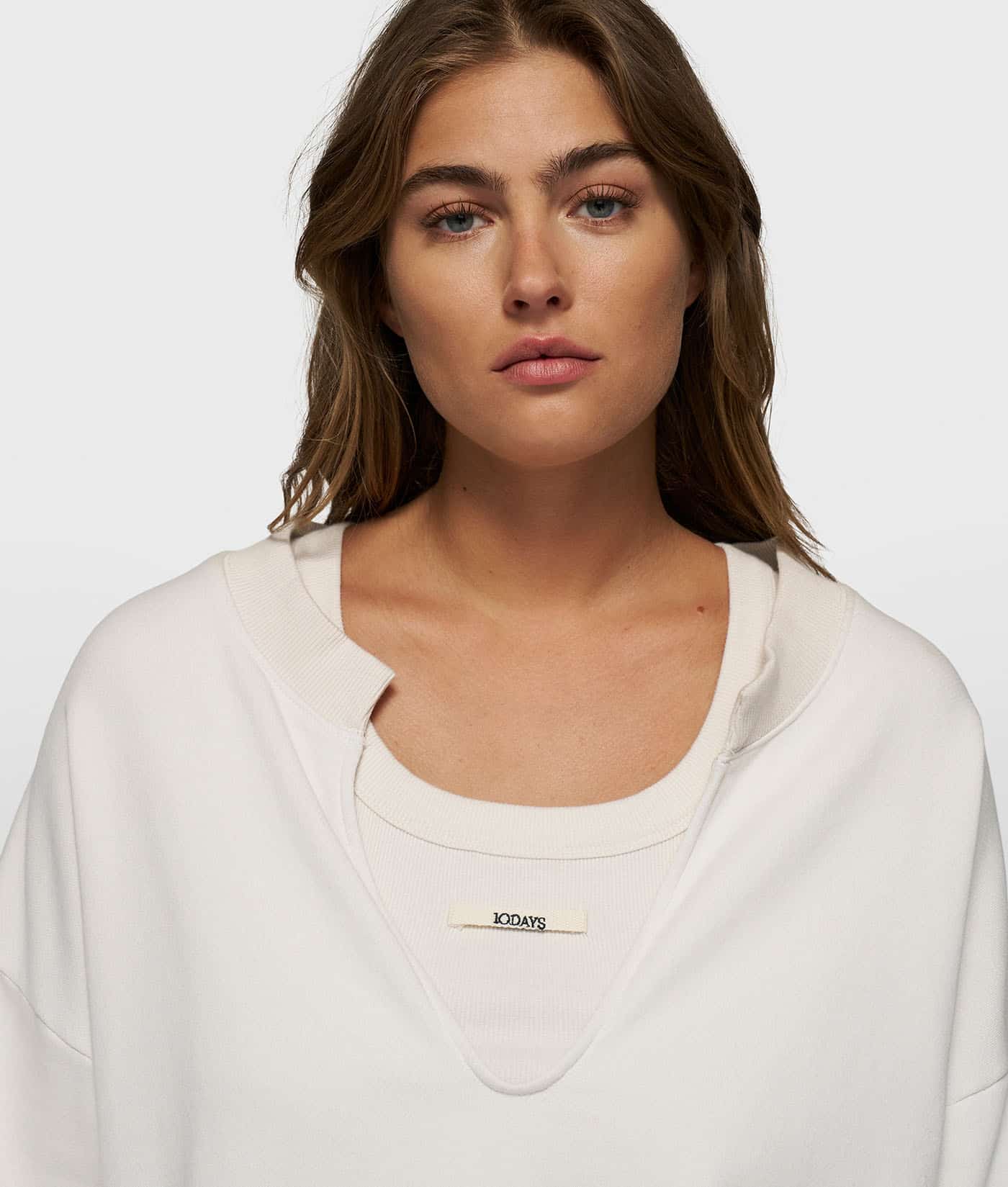 10DAYS_V-neck-double-sweater_2