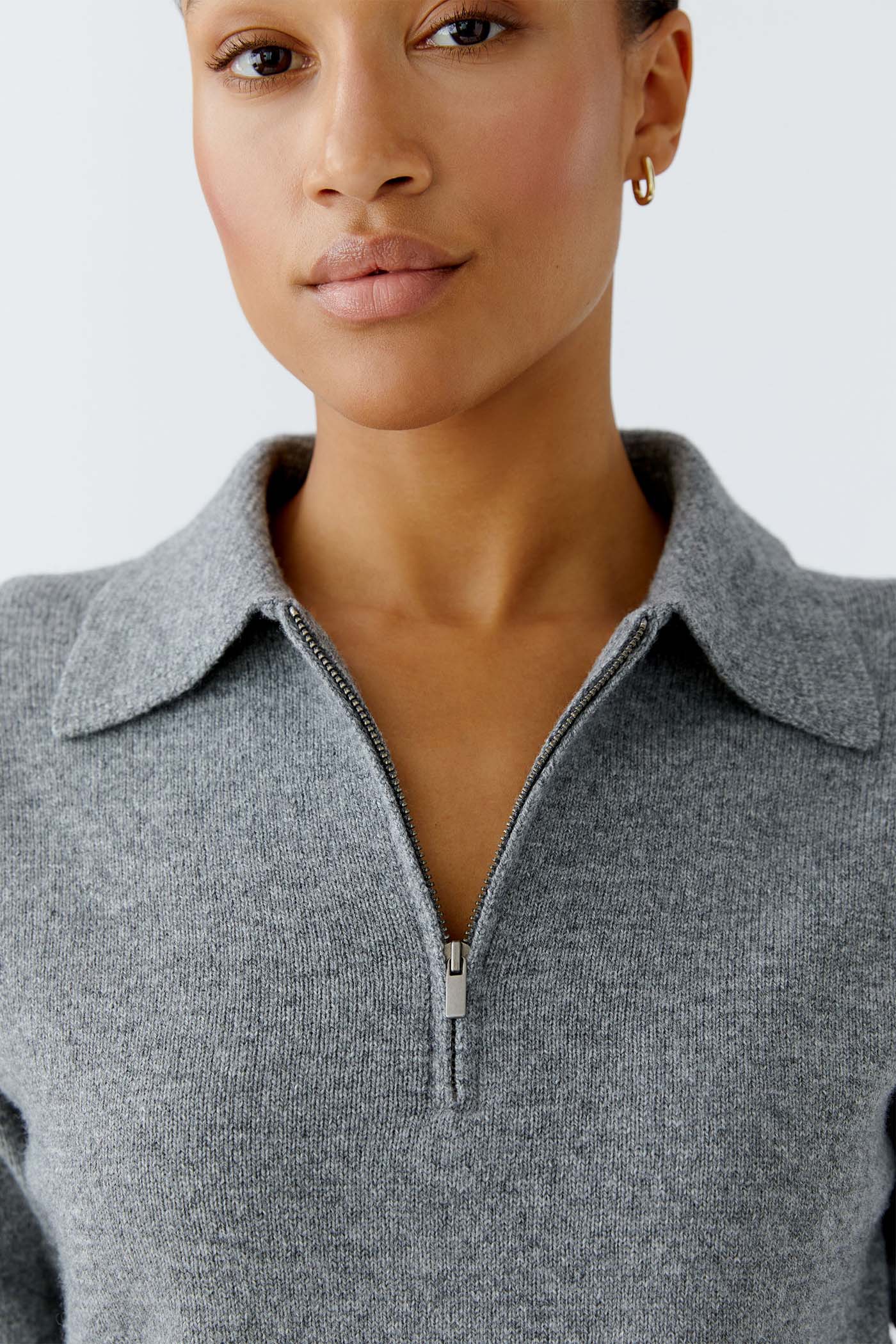 Oui_Polo_grey_3