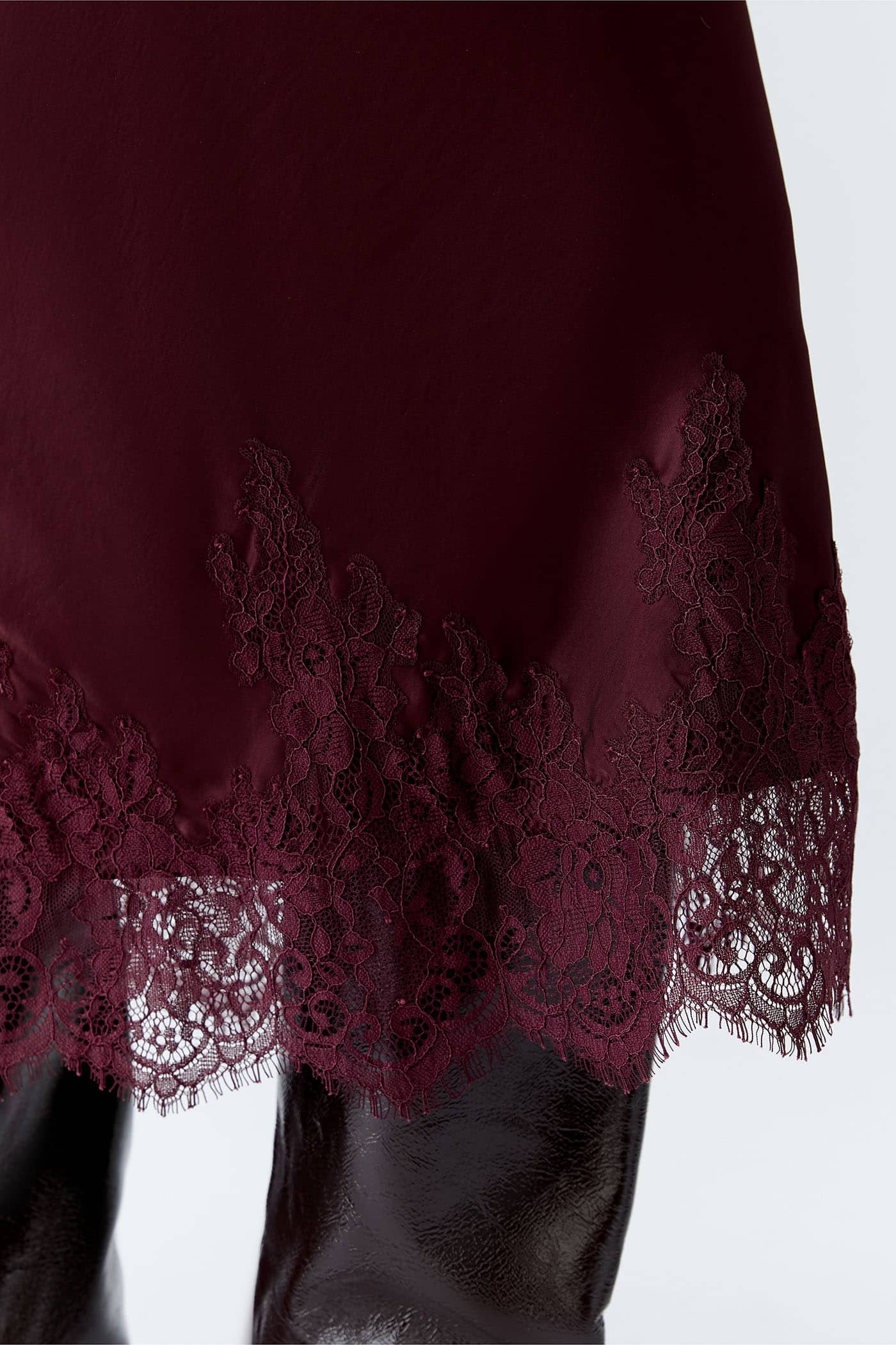 Oui_Skirt_Lace_Burgundy_7