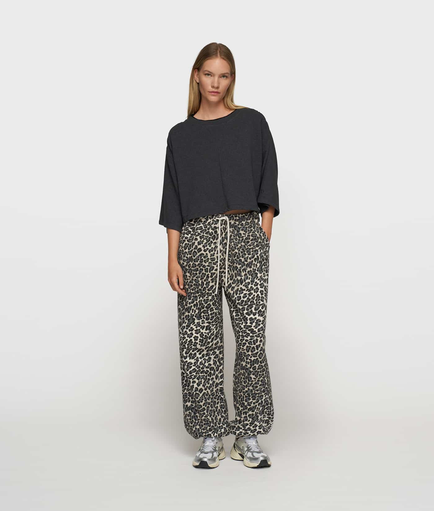 10DAYS_Cropped_gathering-sweater_1