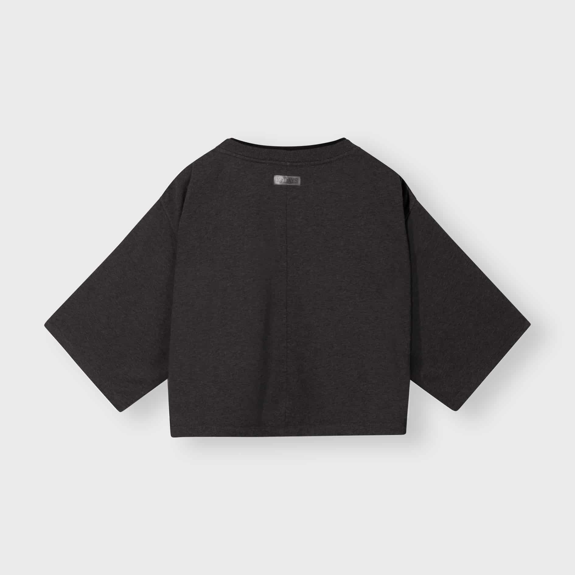 10DAYS_Cropped_gathering-sweater_8