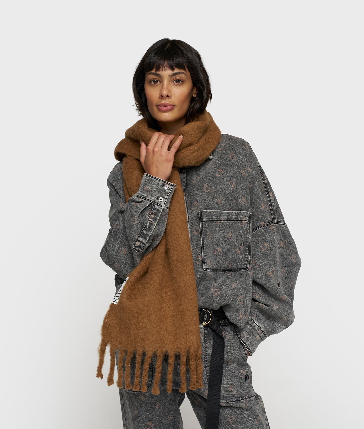 10DAYS_Thick-brushed-scarf_1