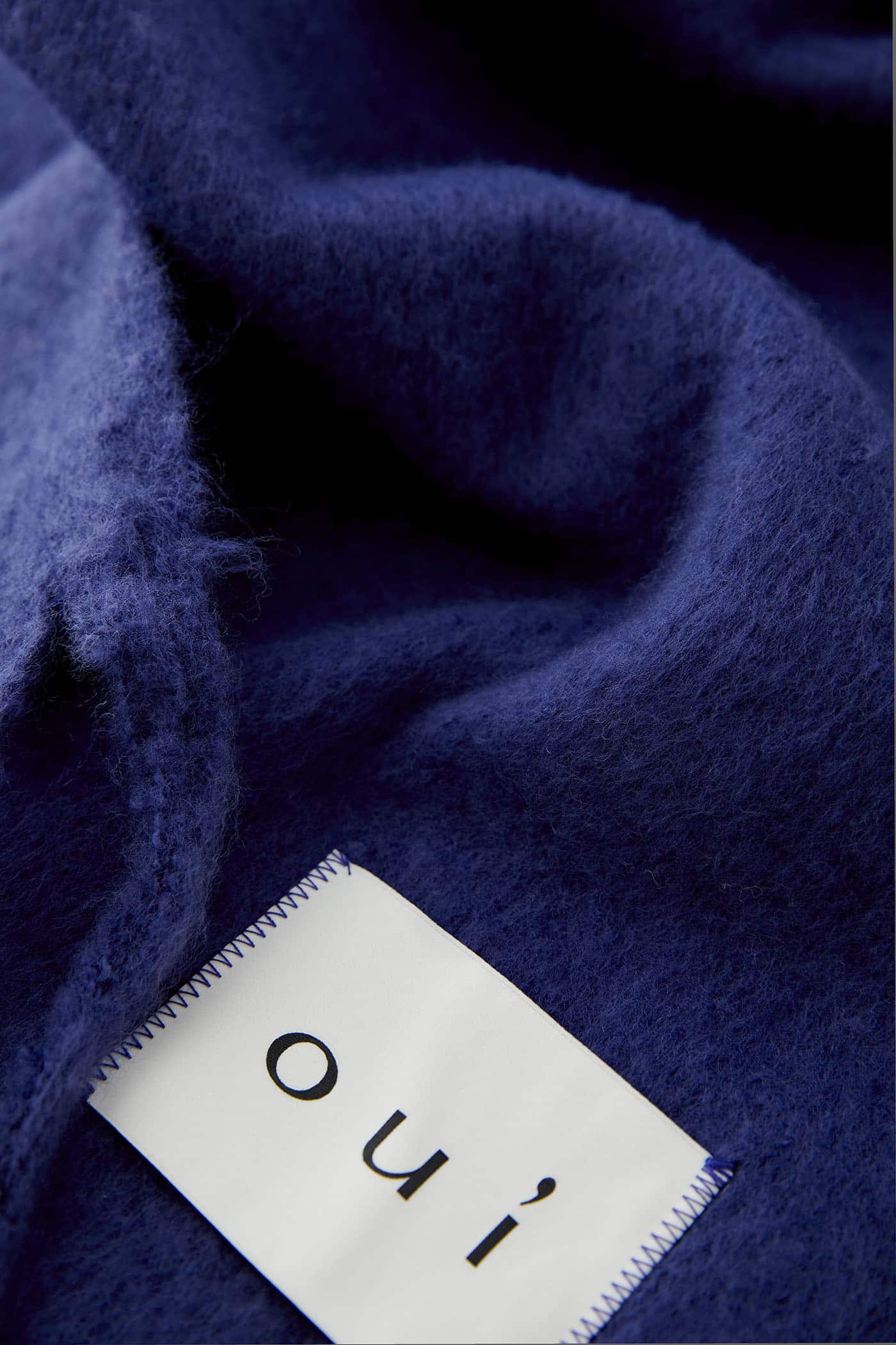 Oui_Scarf_BlueRibbon_4