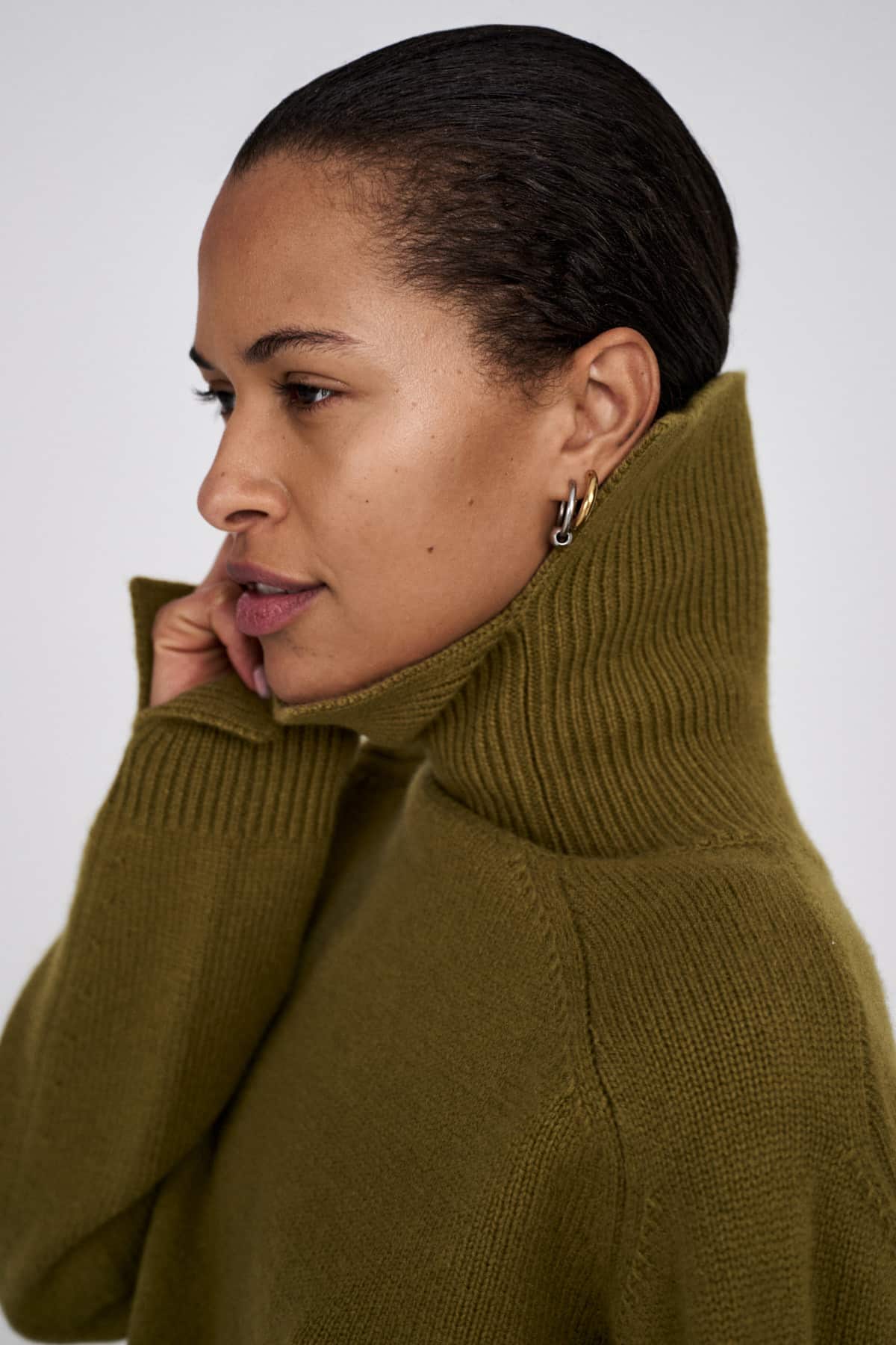 Rabens-Saloner_Celly-sweater_3