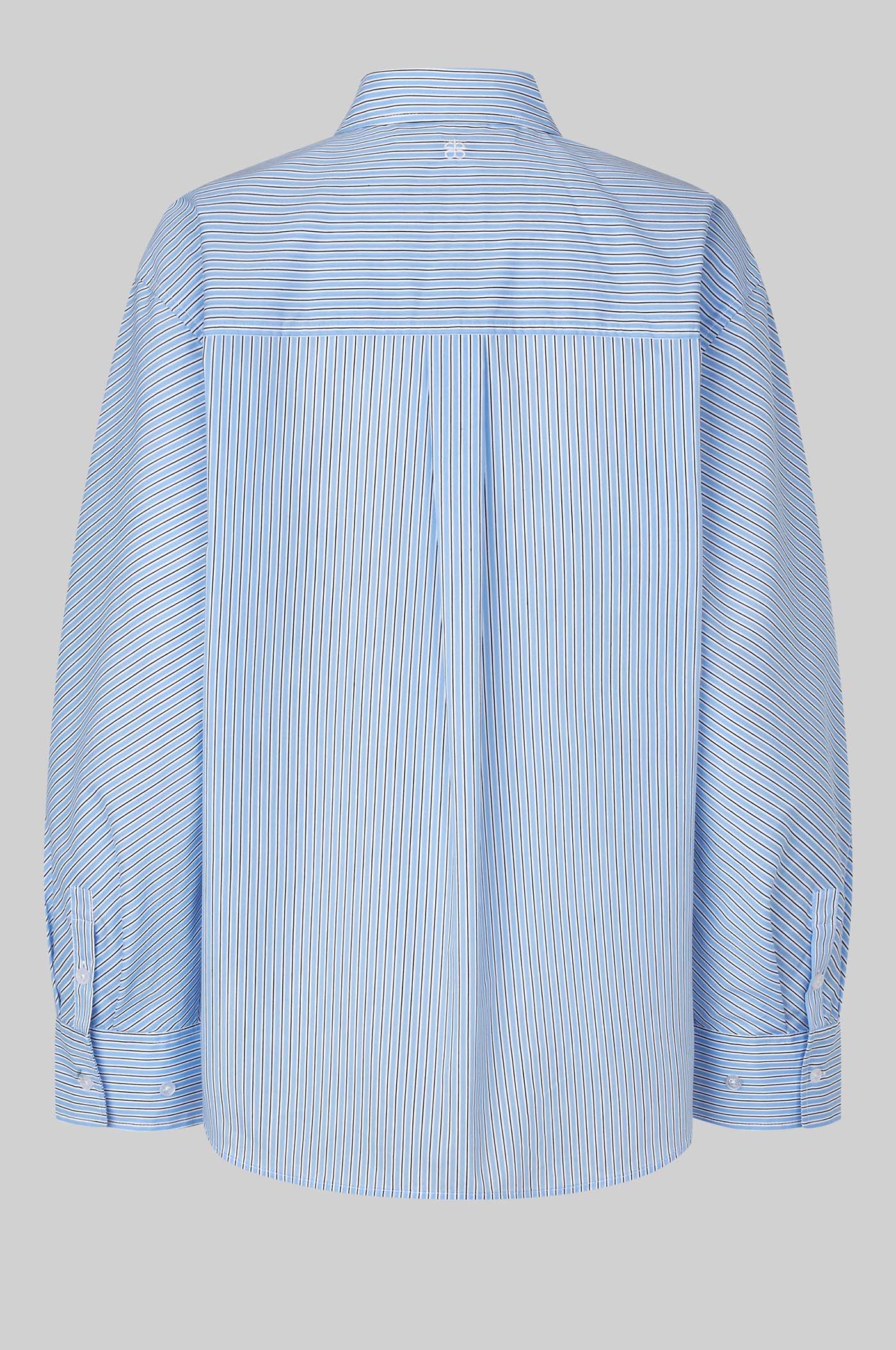 SecondFemale_ALMINE-CLASSIC-SHIRT_8