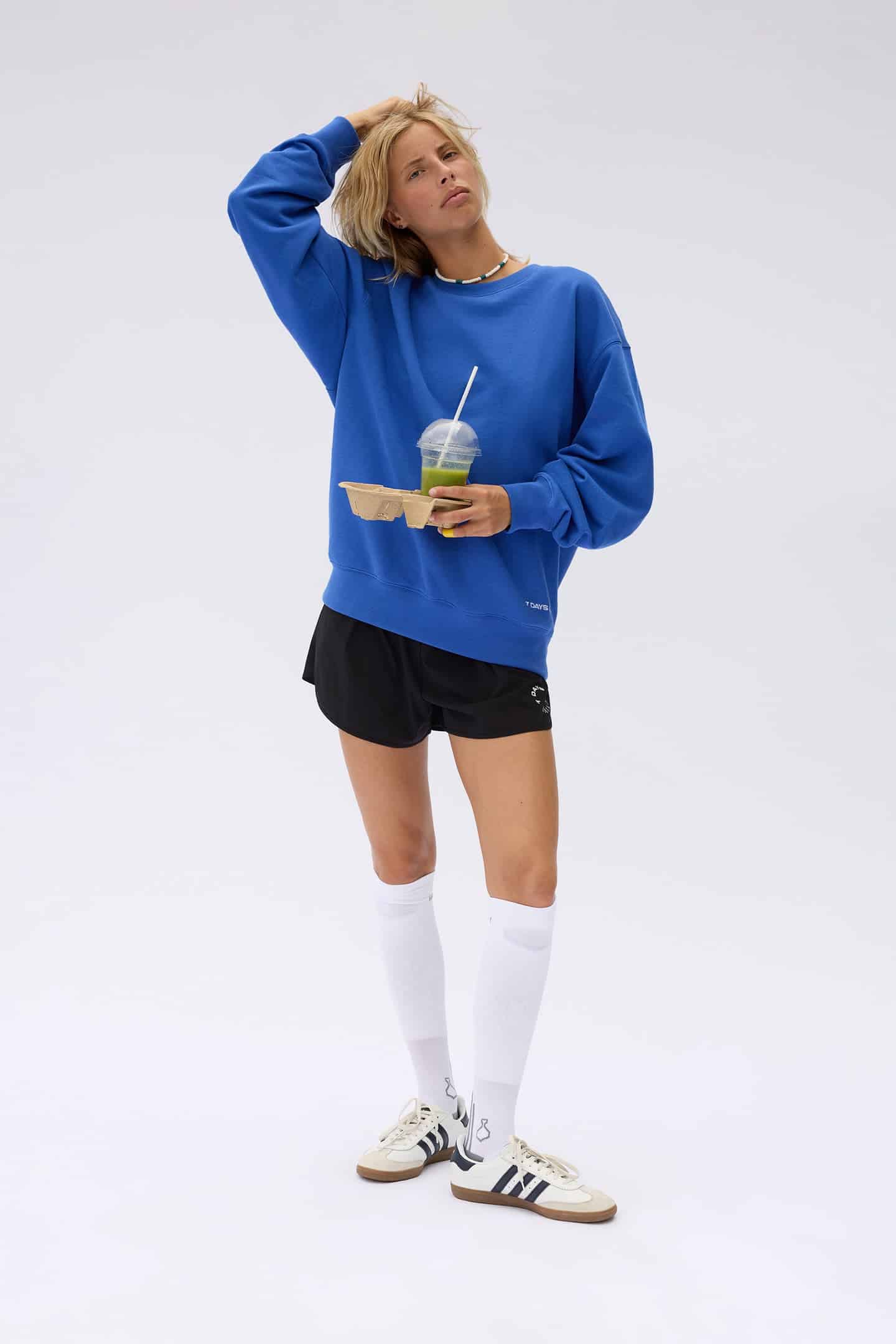 7DAYS_OrgCrewSweat_Dazzling_Blue_2