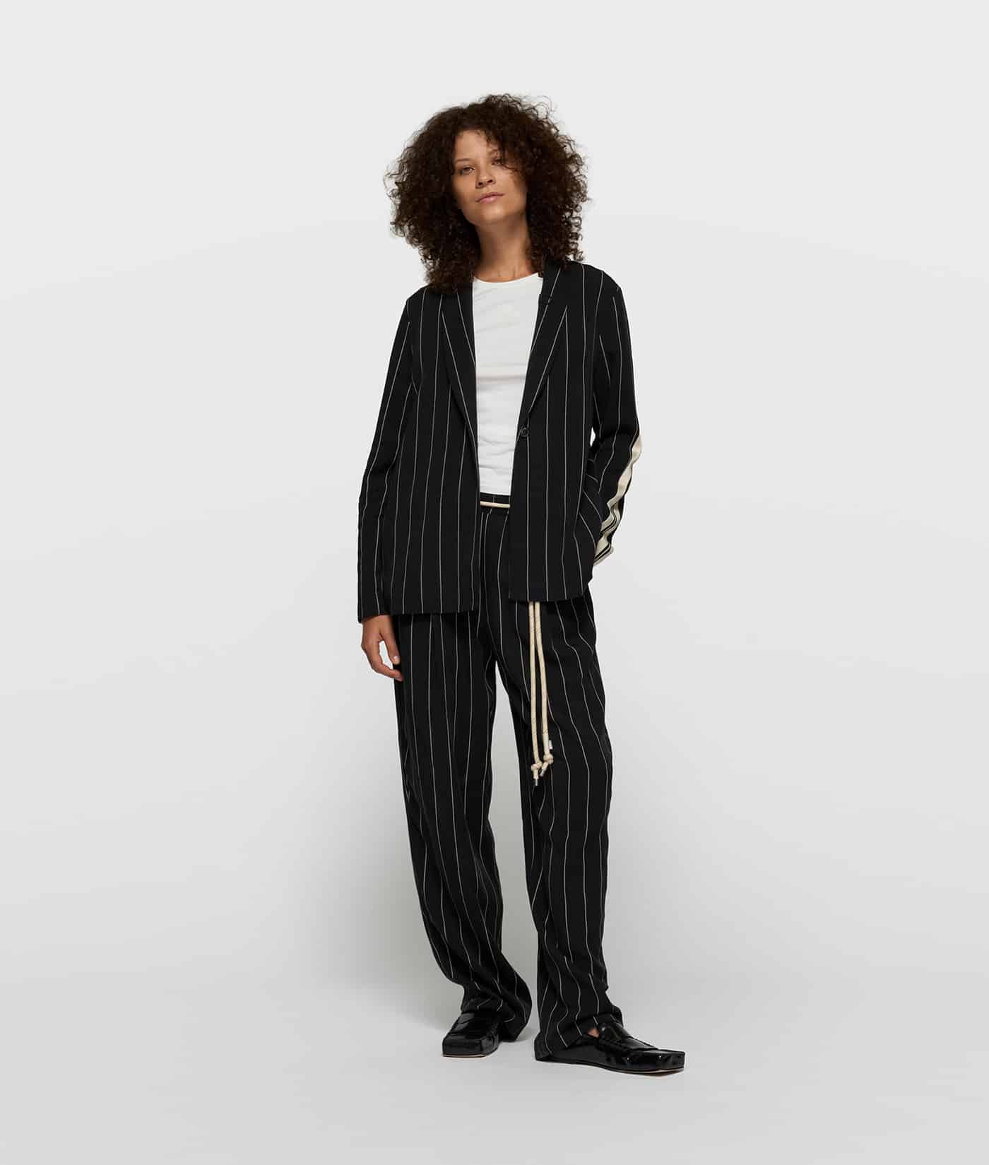 10DAYS_Flowy-pants-pinstripe_1
