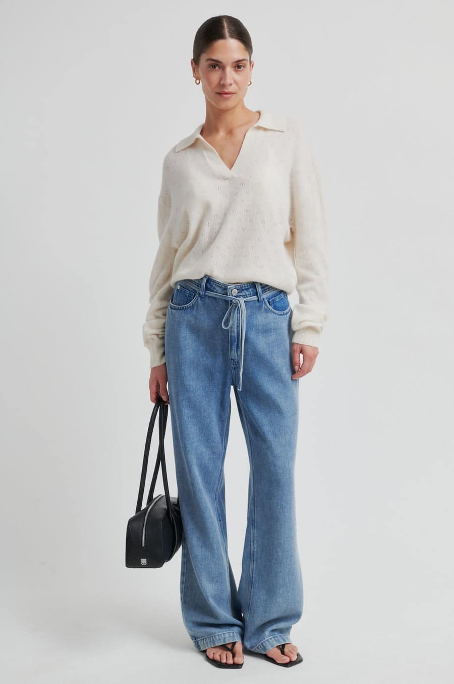 SecondFemale_AMALA-KNIT_3