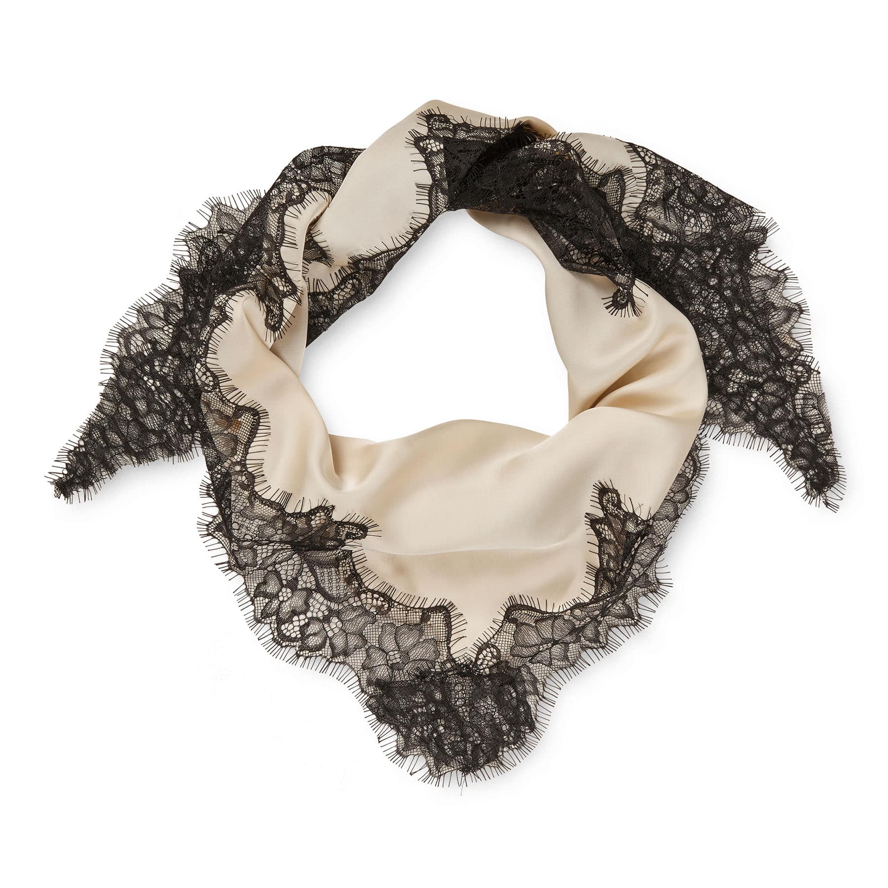 SecondFemale_LaciaHipScarf_B&W