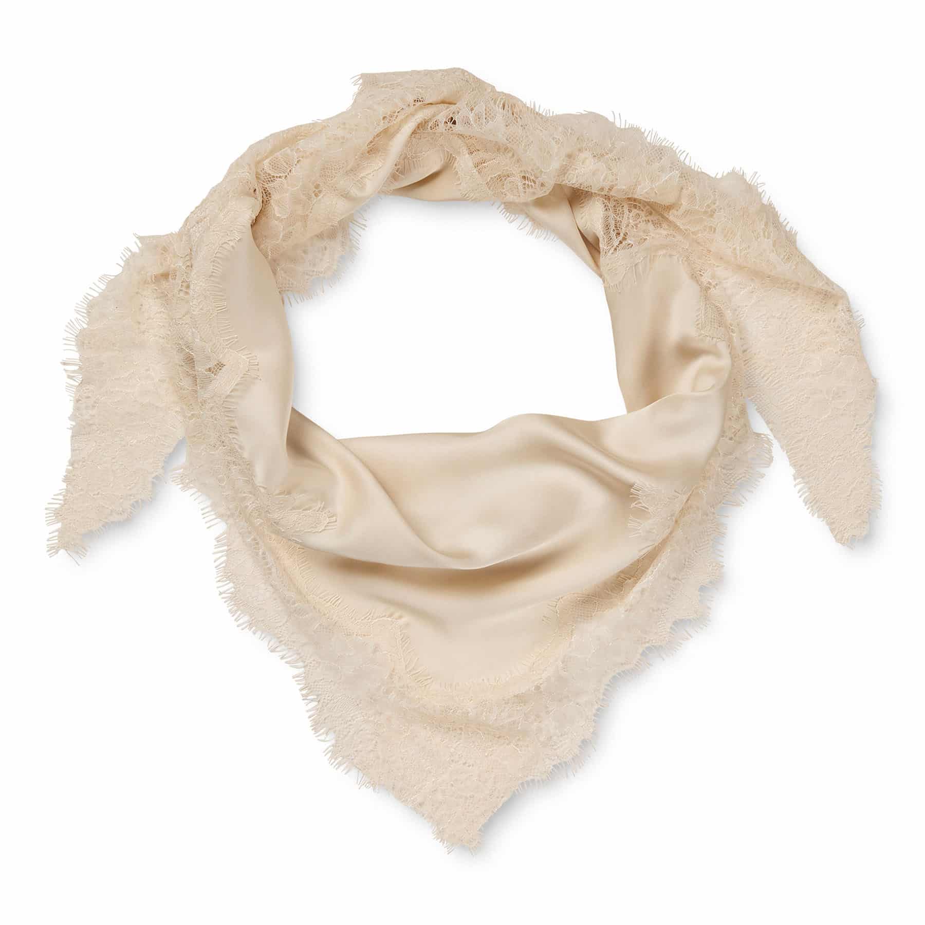 SecondFemale_LaciaHipScarf_Cream
