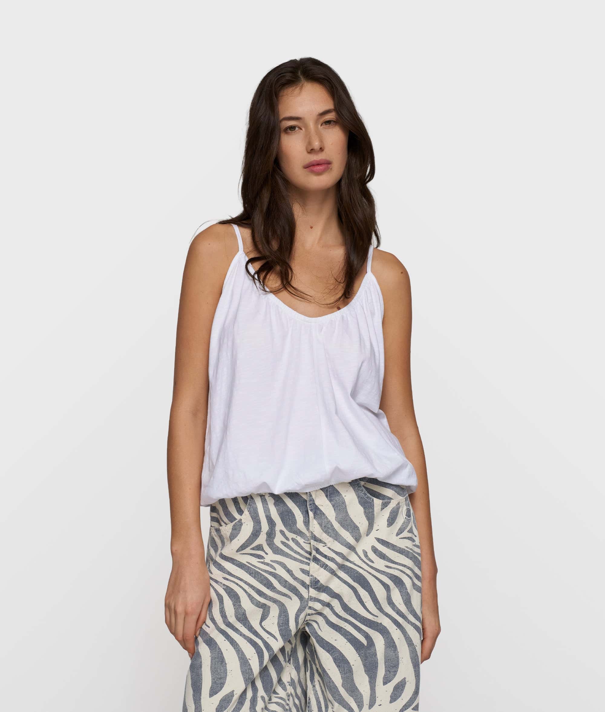 10DAYS_Top_Gathered_neck_White_1