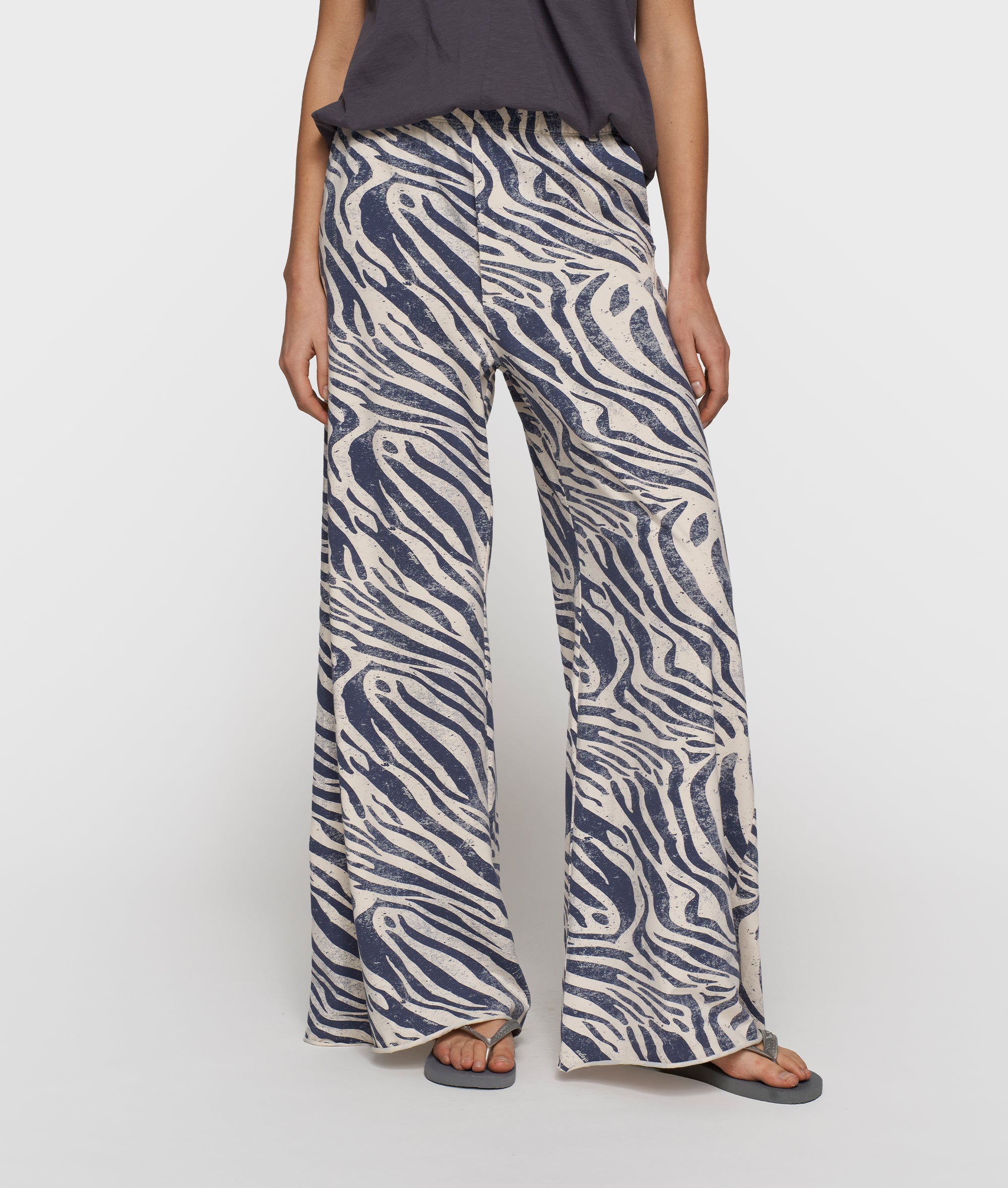 10DAYS_Wide_Jogger_ZEBRA_2