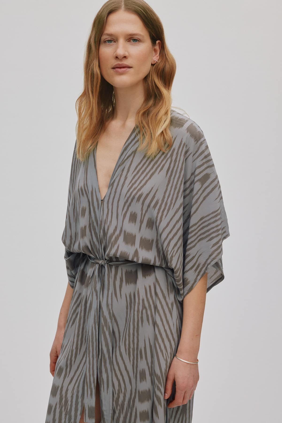 RabensSaloner_Alesandra_Ikat_Kimono_5