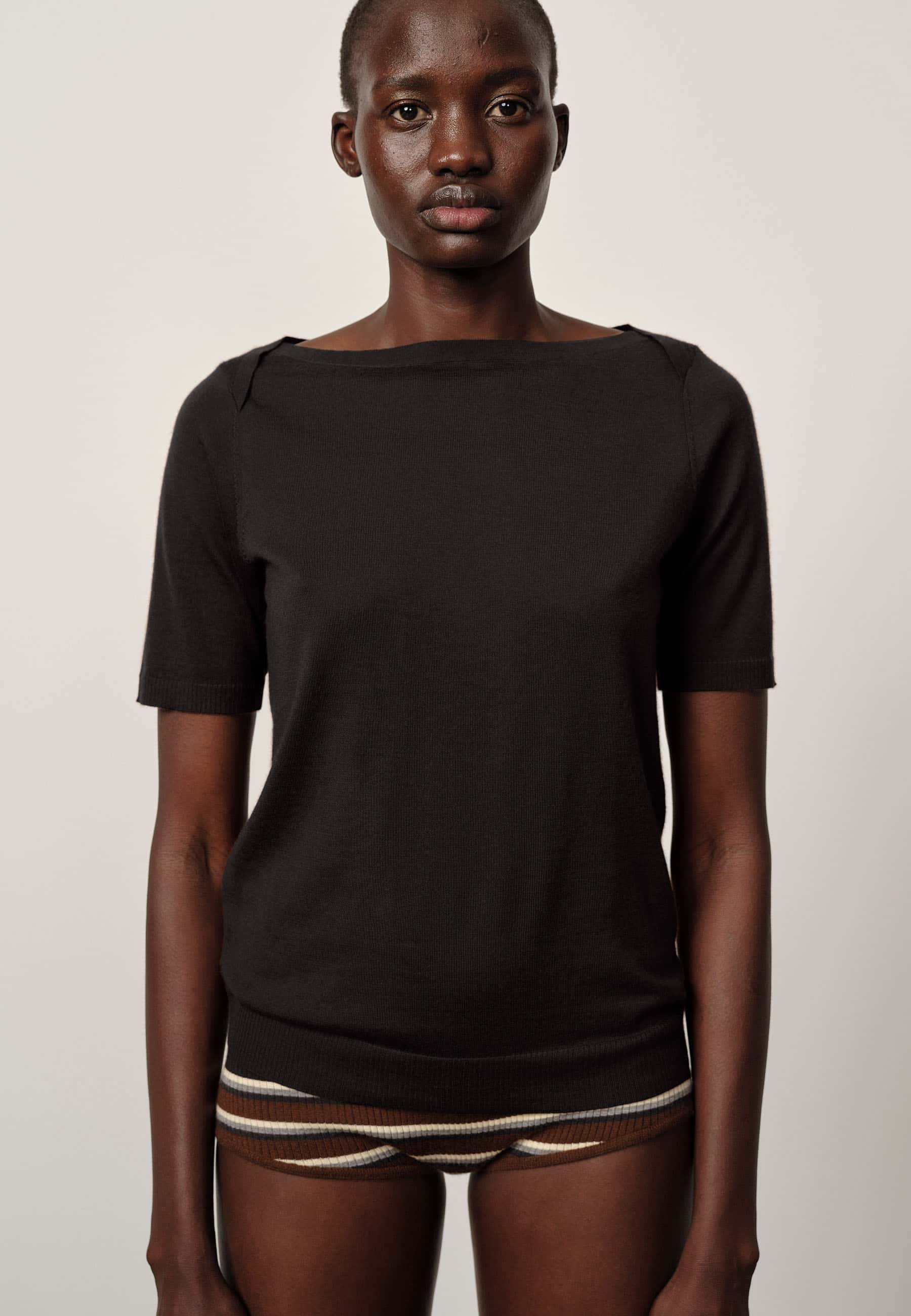 HERSKIND_Emanuelle-Cashmere-Top_2