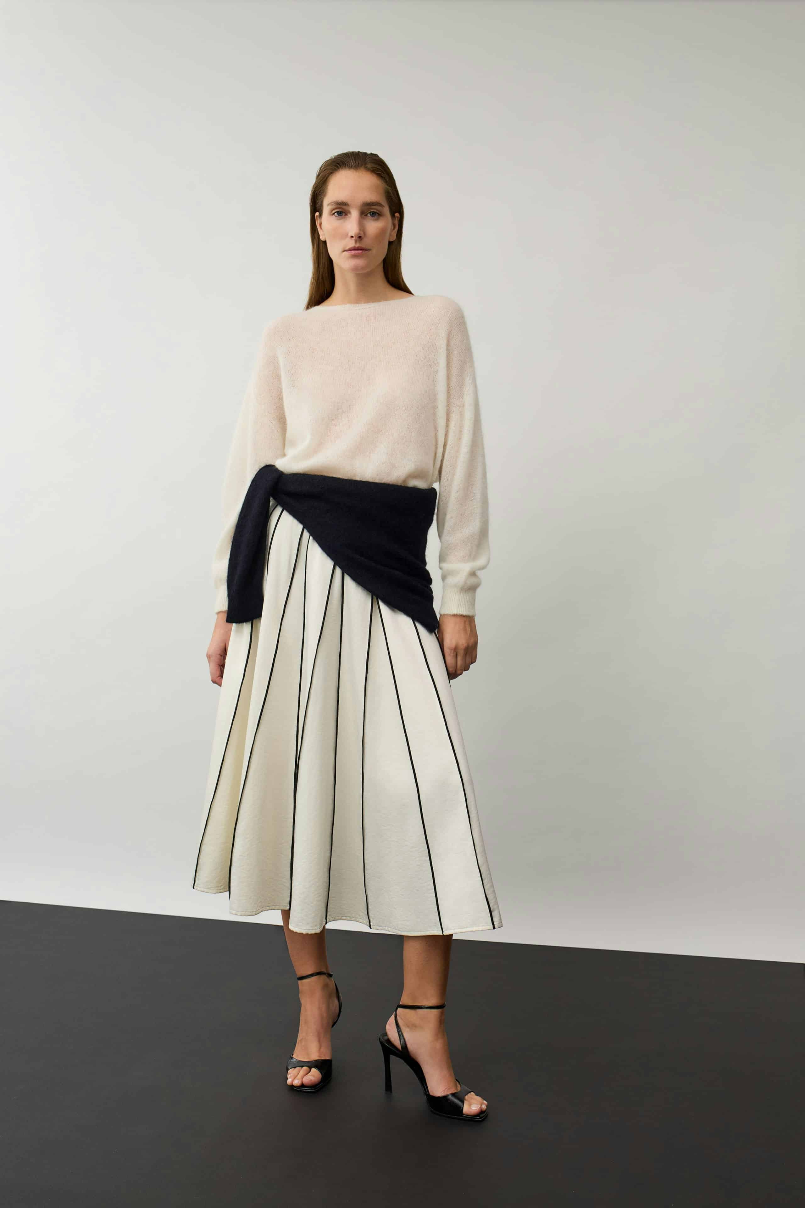 OUI_B&W_Skirt_22