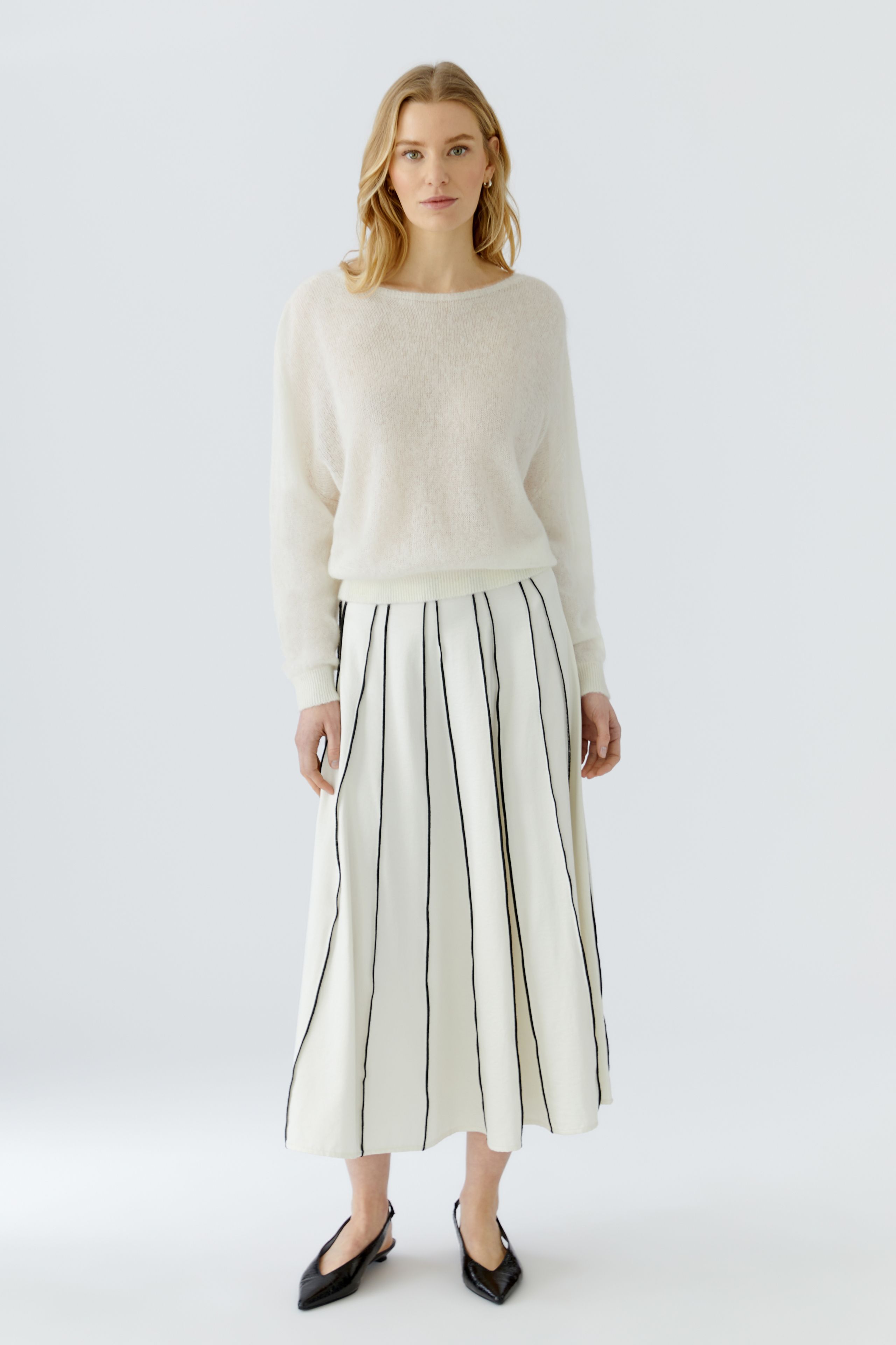 OUI_B&W_Skirt_3