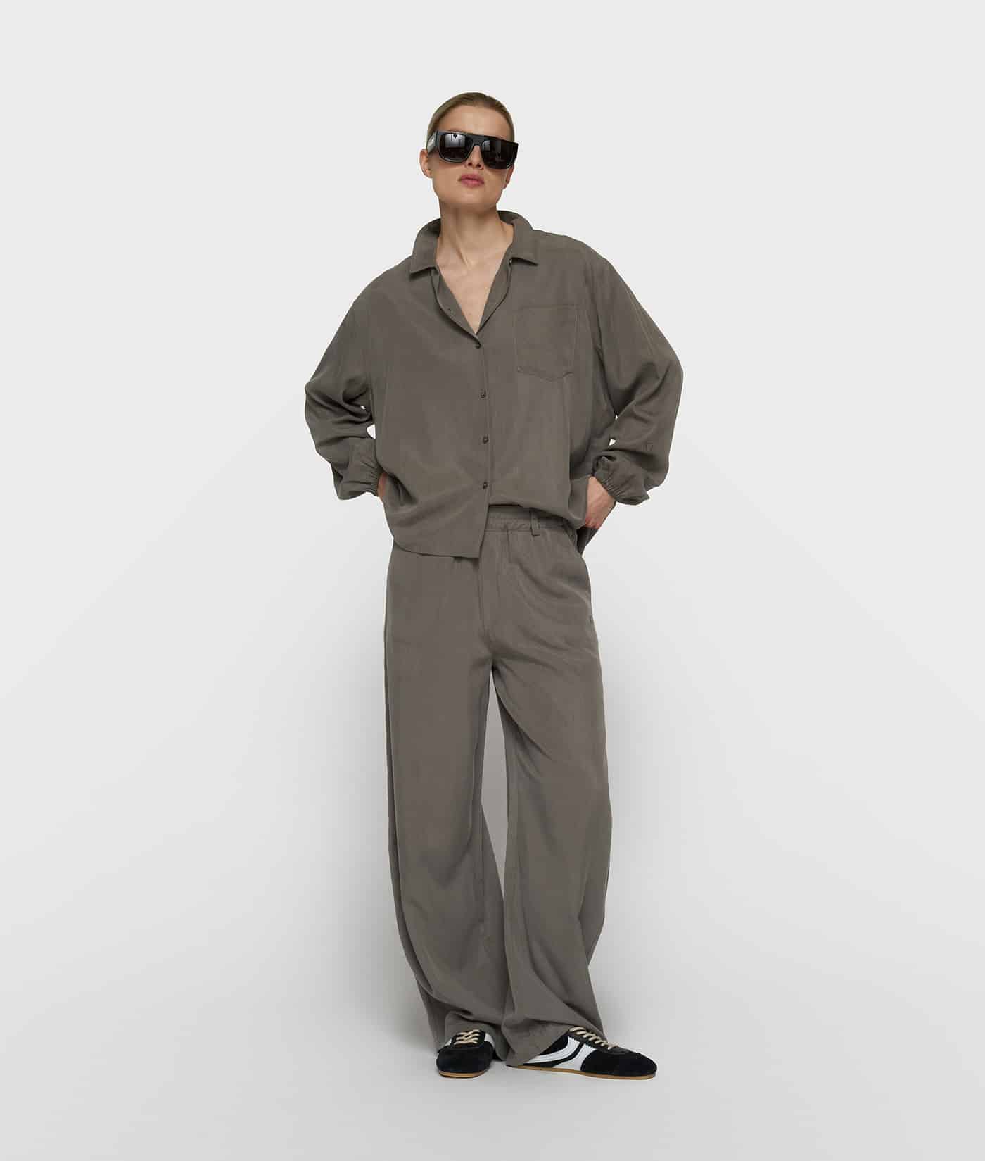 10DAYS_Banana-pants-lyocell_1