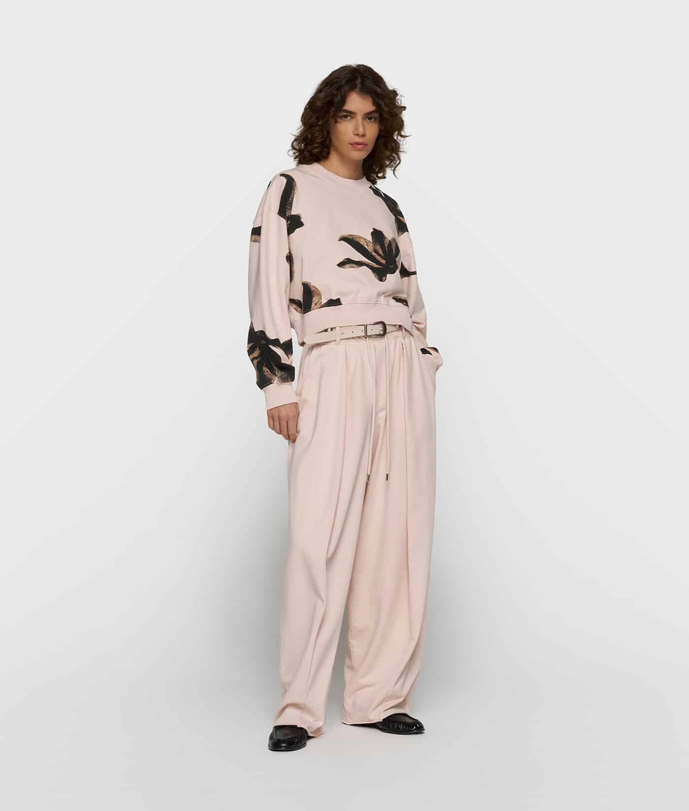 10DAYS_Cropped-Sweater-flower_3