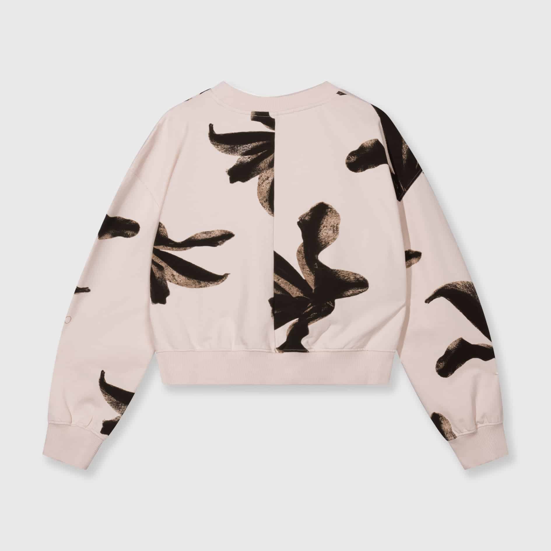 10DAYS_Cropped-Sweater-flower_8