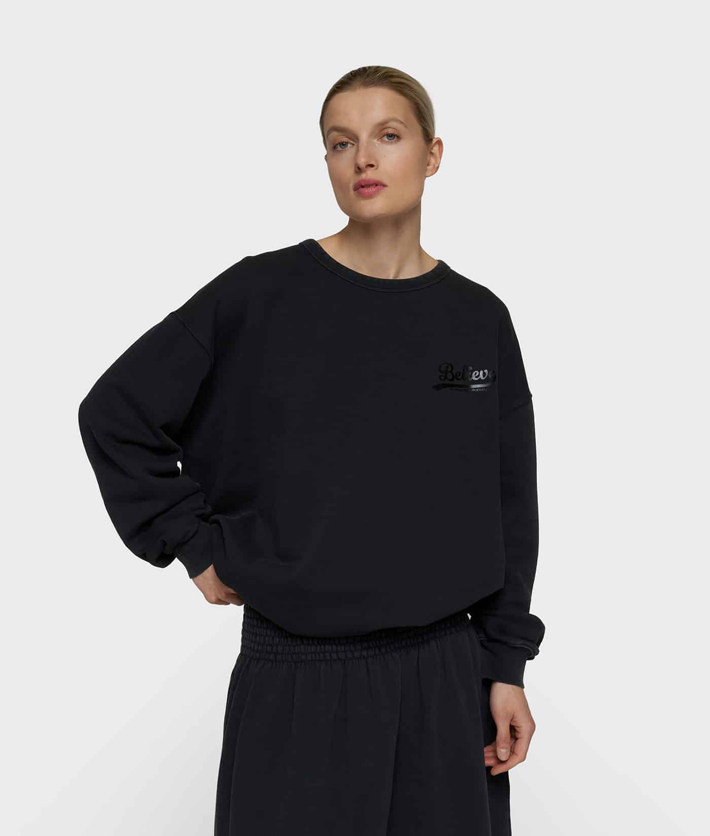 10DAYS_Sweater-Believe_1