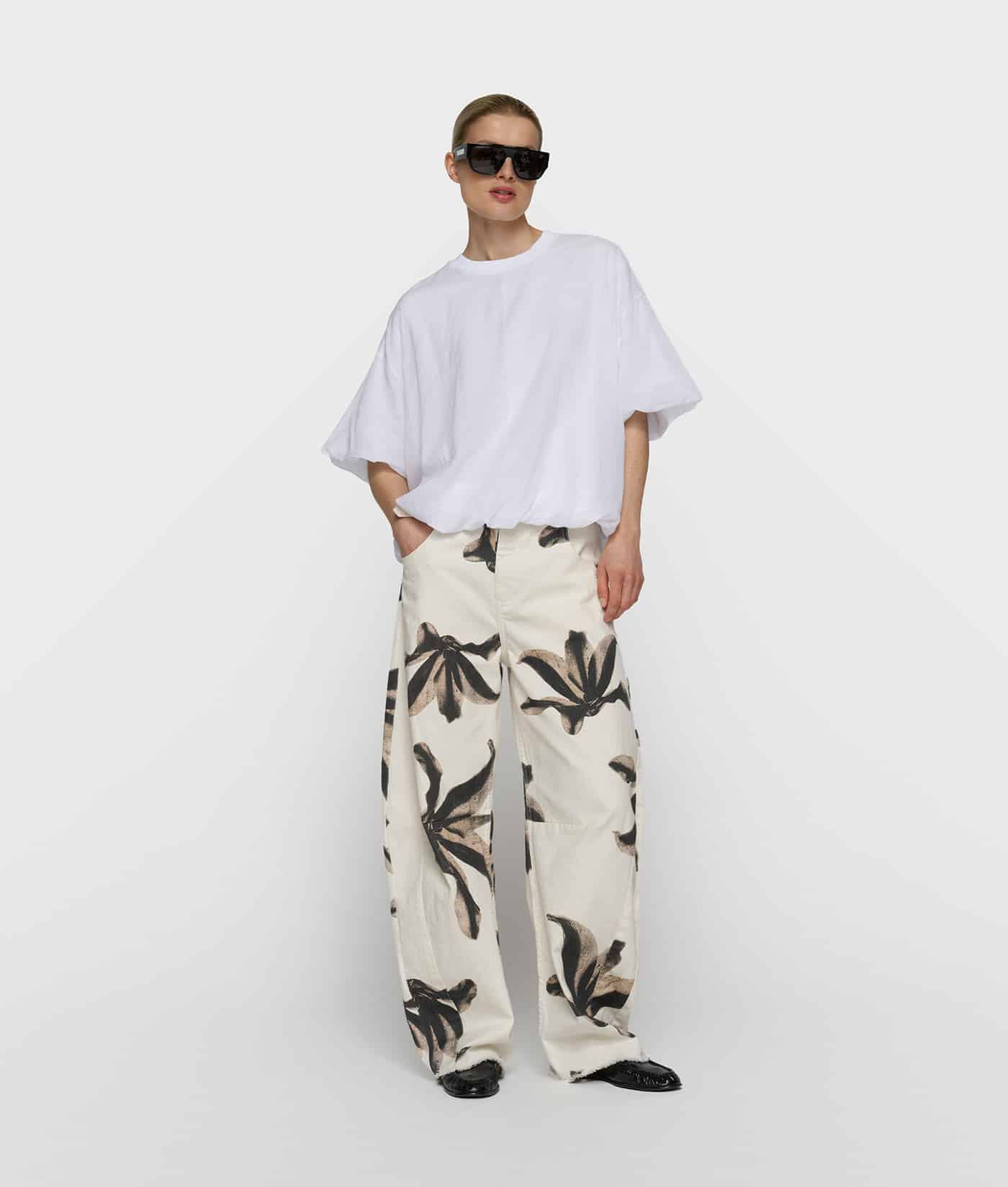 10DAYS_Western-Pants-flower_2