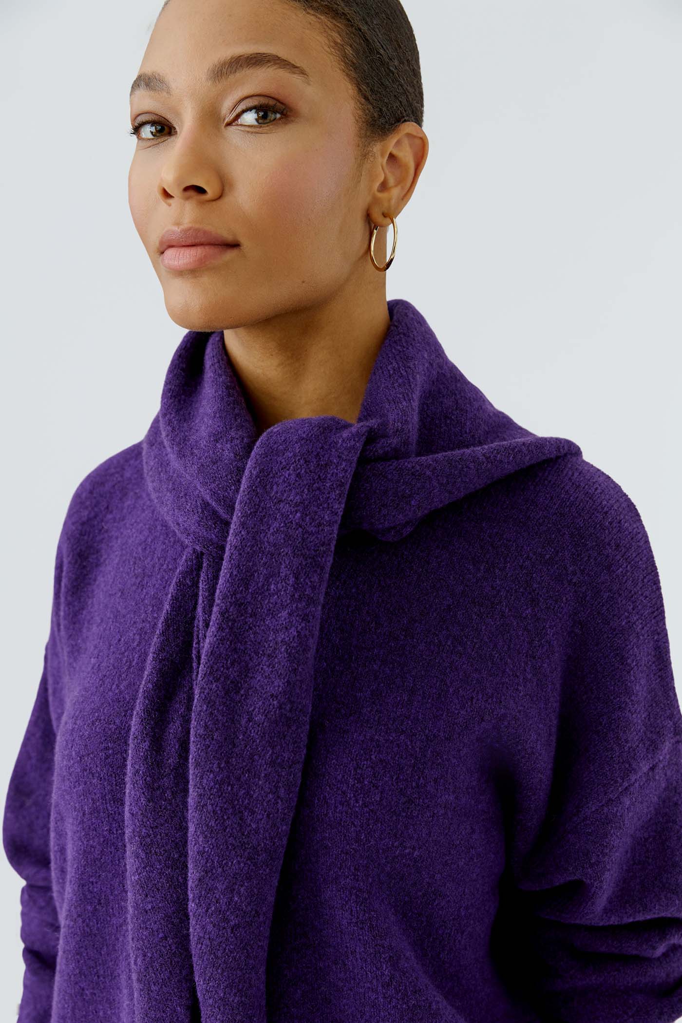 Oui_Scarf_Violett_2