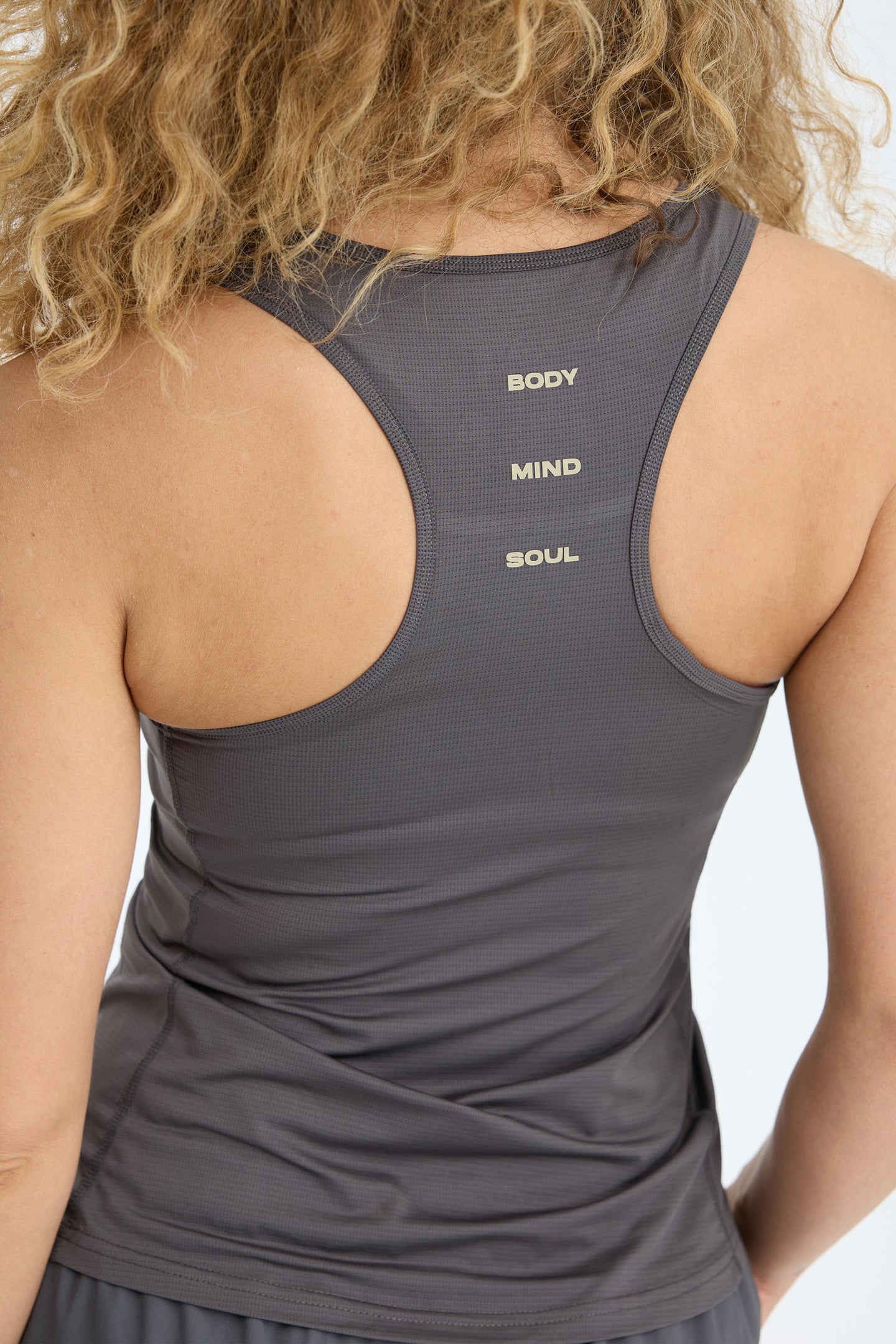 BODY_W_Performance_Singlet-T-shirts-2631010-061_Charcoal-5 Body W Performance Singlet