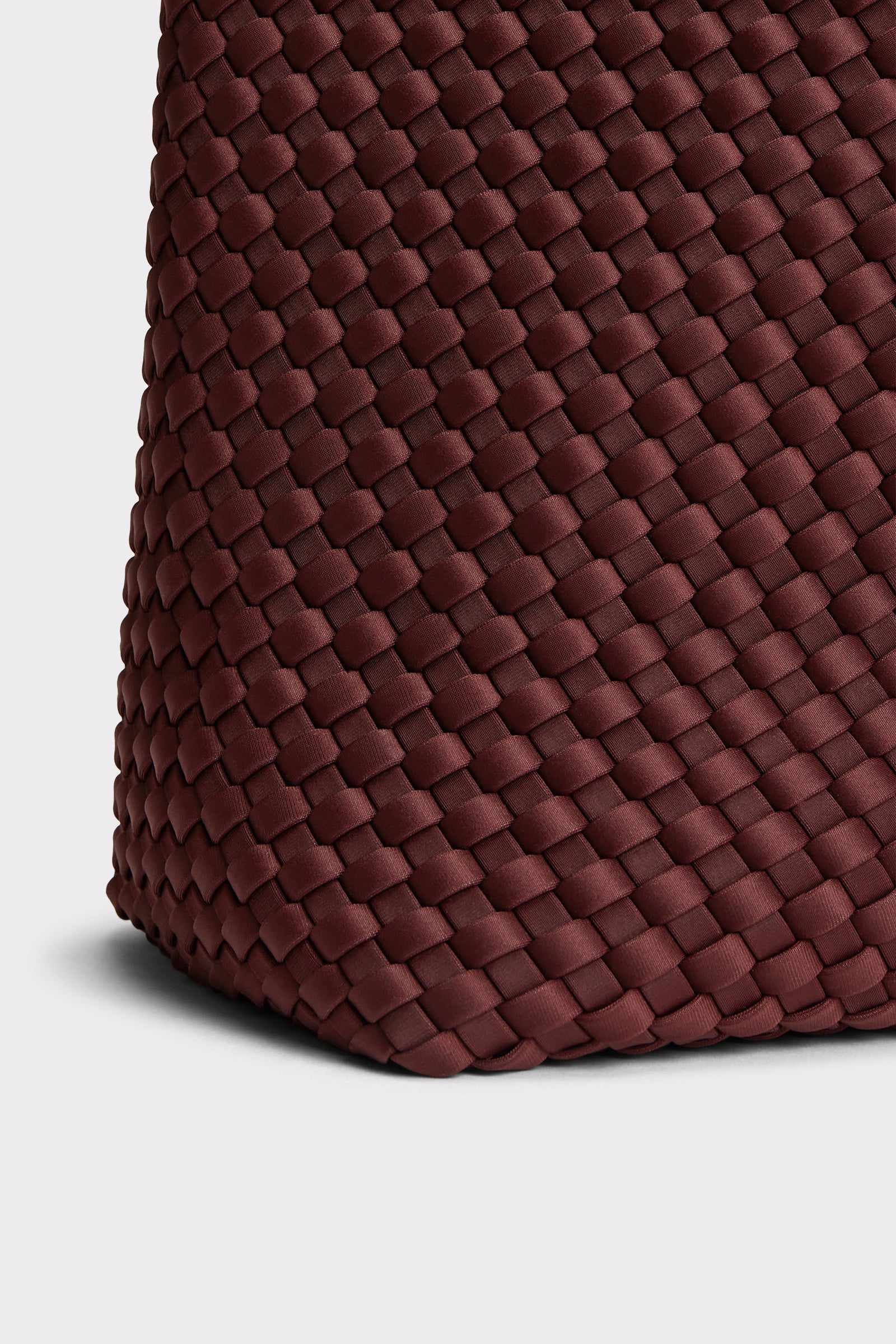 Inkberry_Large_Bucket_Detail