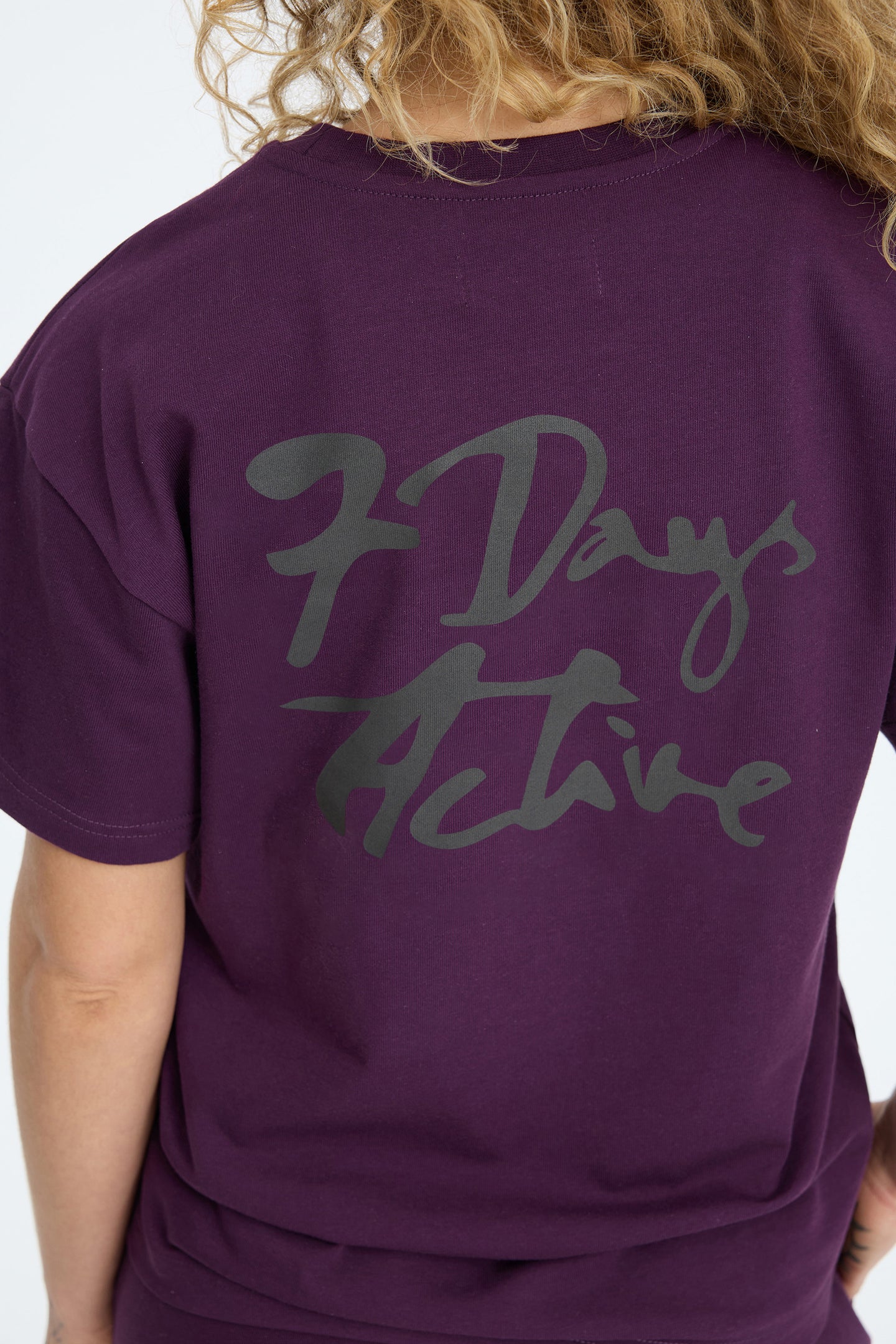 MIND_Heavy_Back_Print_Tee-T-shirts-2631120-072_Plum-4_w