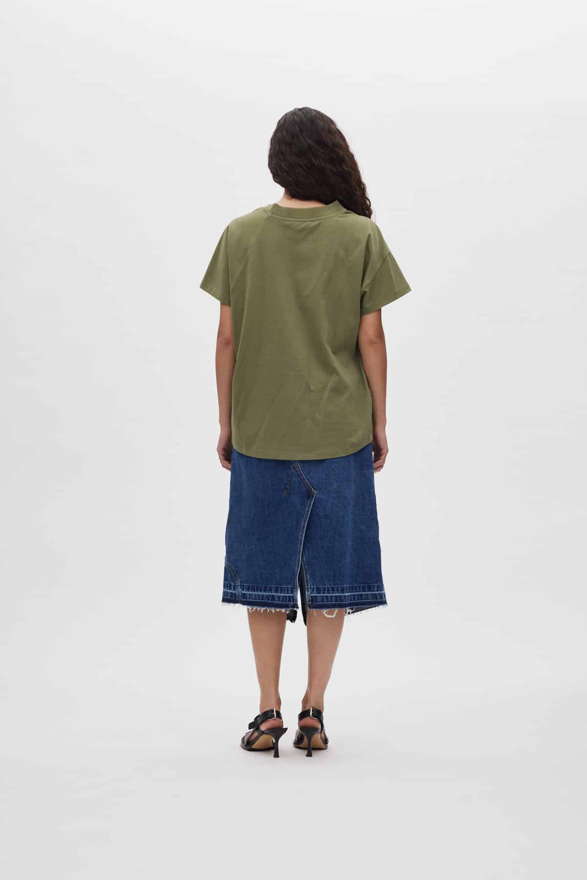 RabensSaloner_Ary-Fragile-tee_Green_7