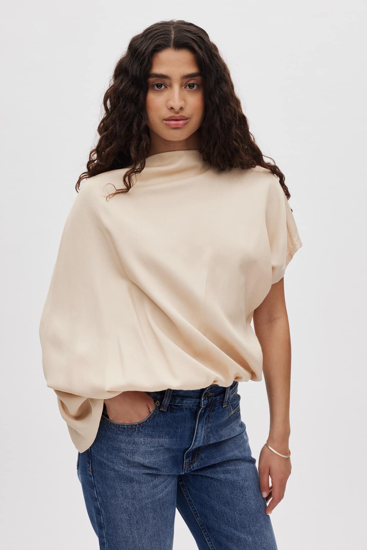RabensSaloner_Mist-blouse_sand_1