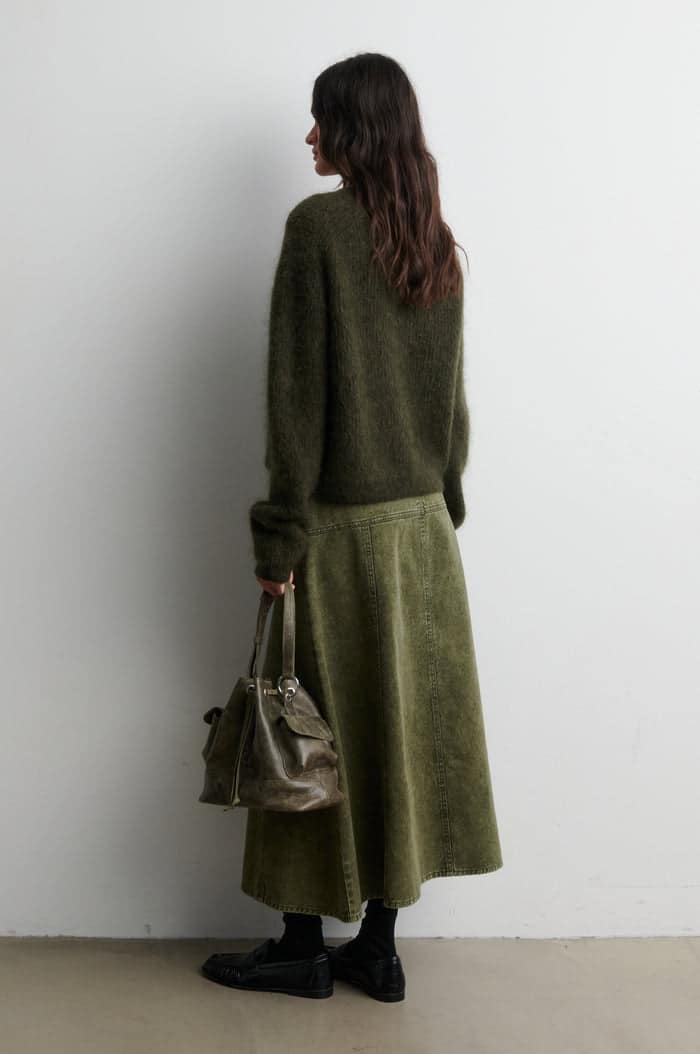 SecondFemale_Andrea-Rib_cardigan_7