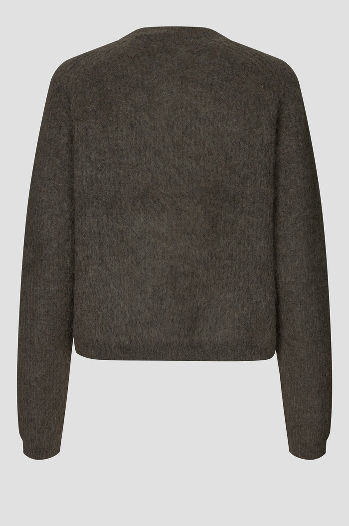 SecondFemale_Andrea-Rib_cardigan_8