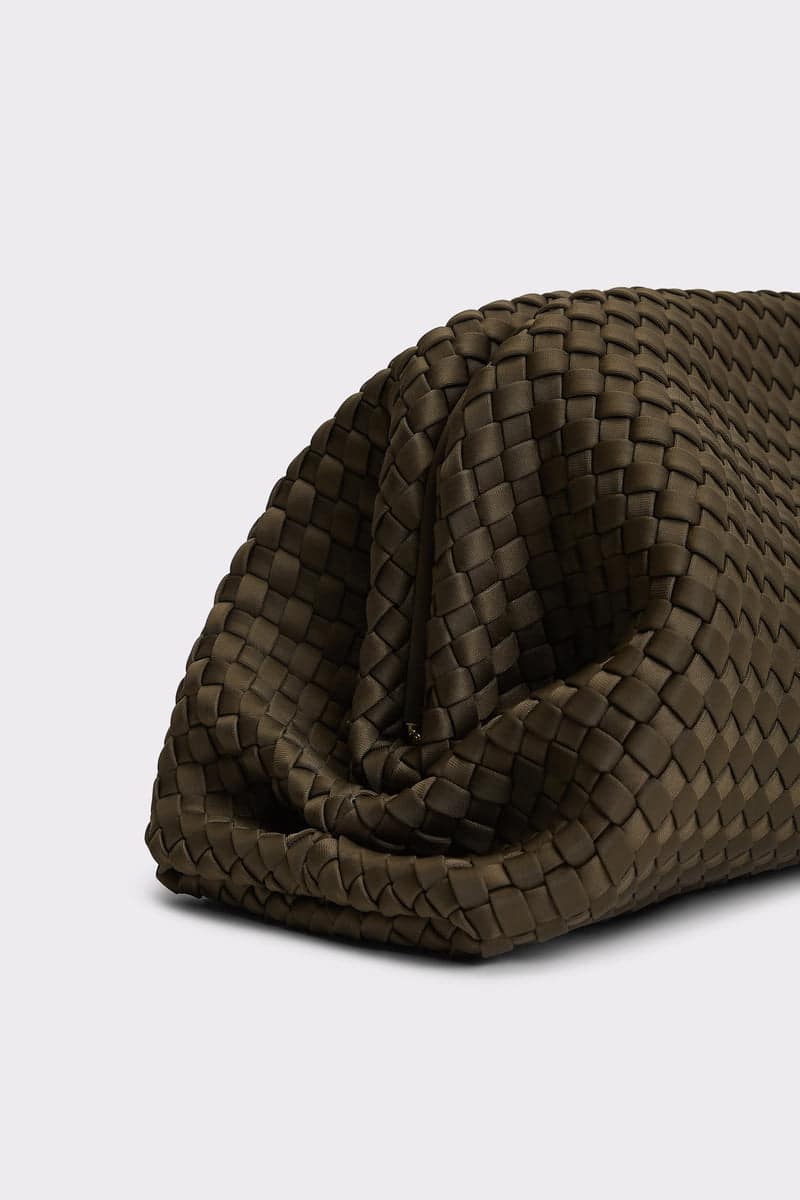 ESPRESSO_YOURSELF_POUCH_MAXI_Detail