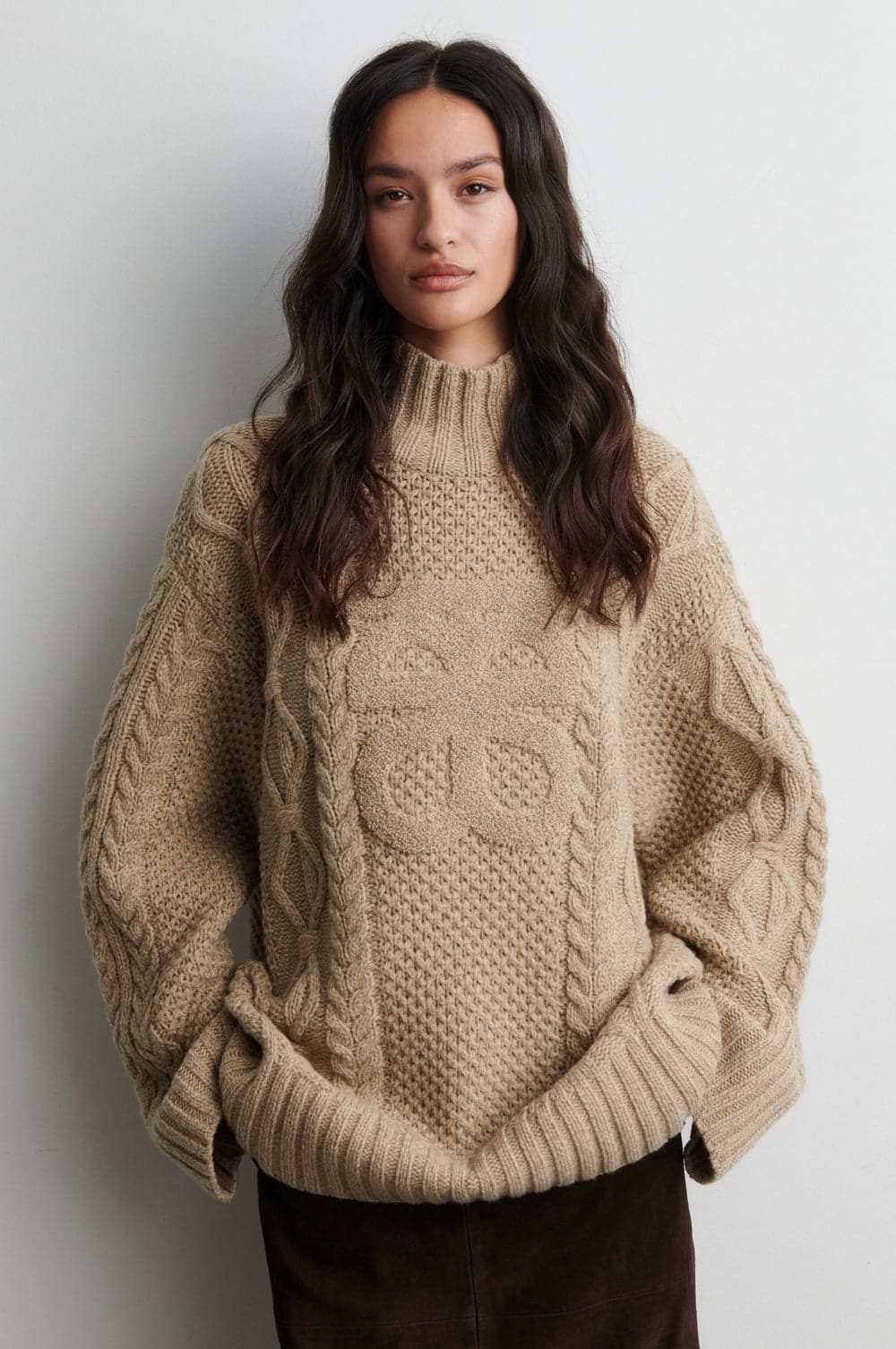 SecondFemale_Janne-knit_1