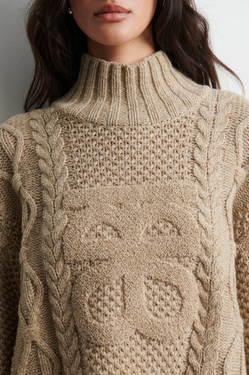 SecondFemale_Janne-knit_2