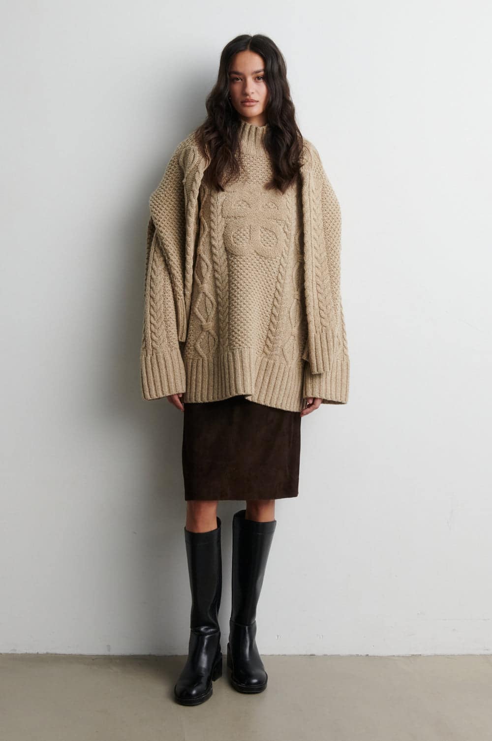 SecondFemale_Janne-knit_3